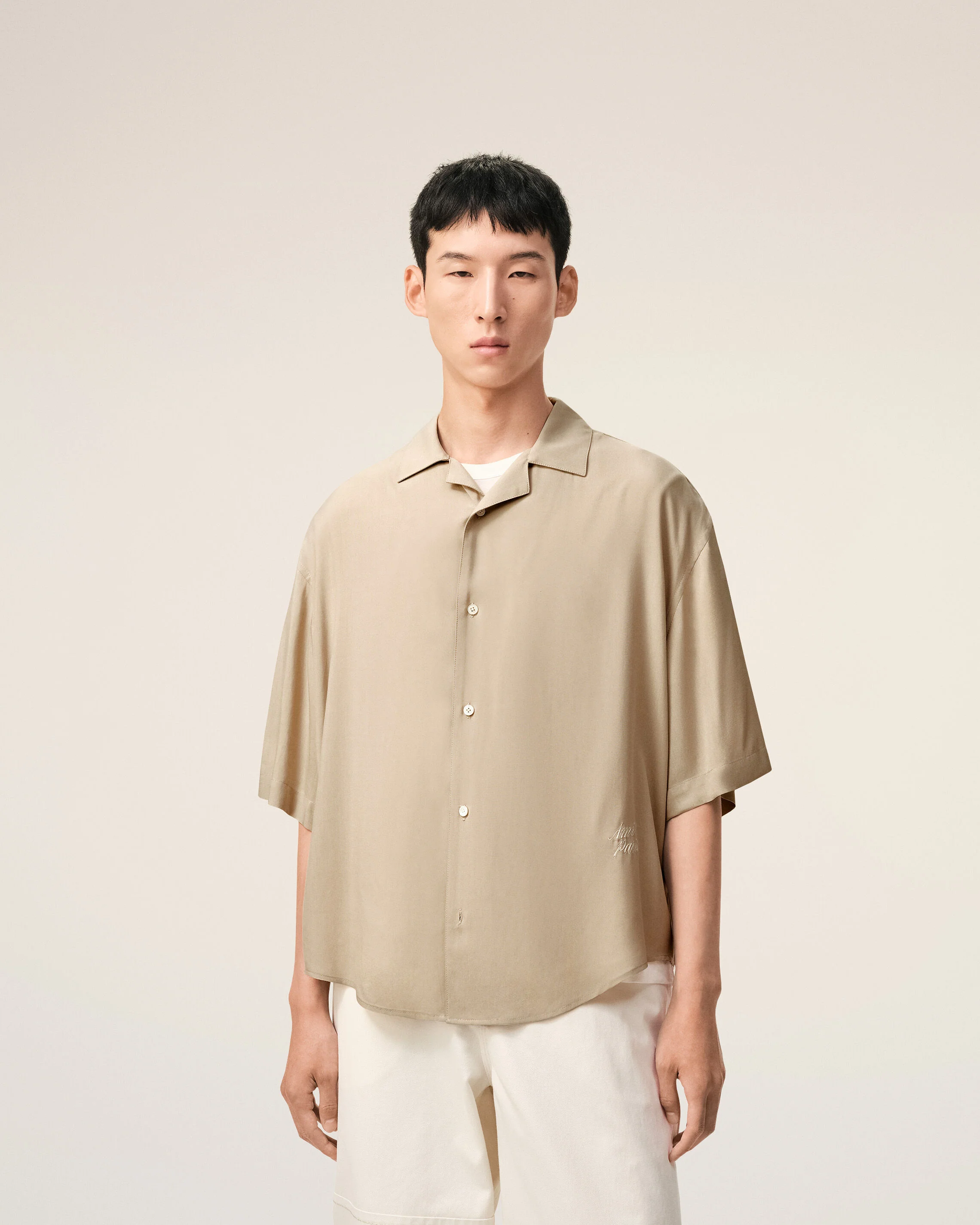 Chemise Boxy Beige Manches Courtes Ami Paris Brodé - Image 3