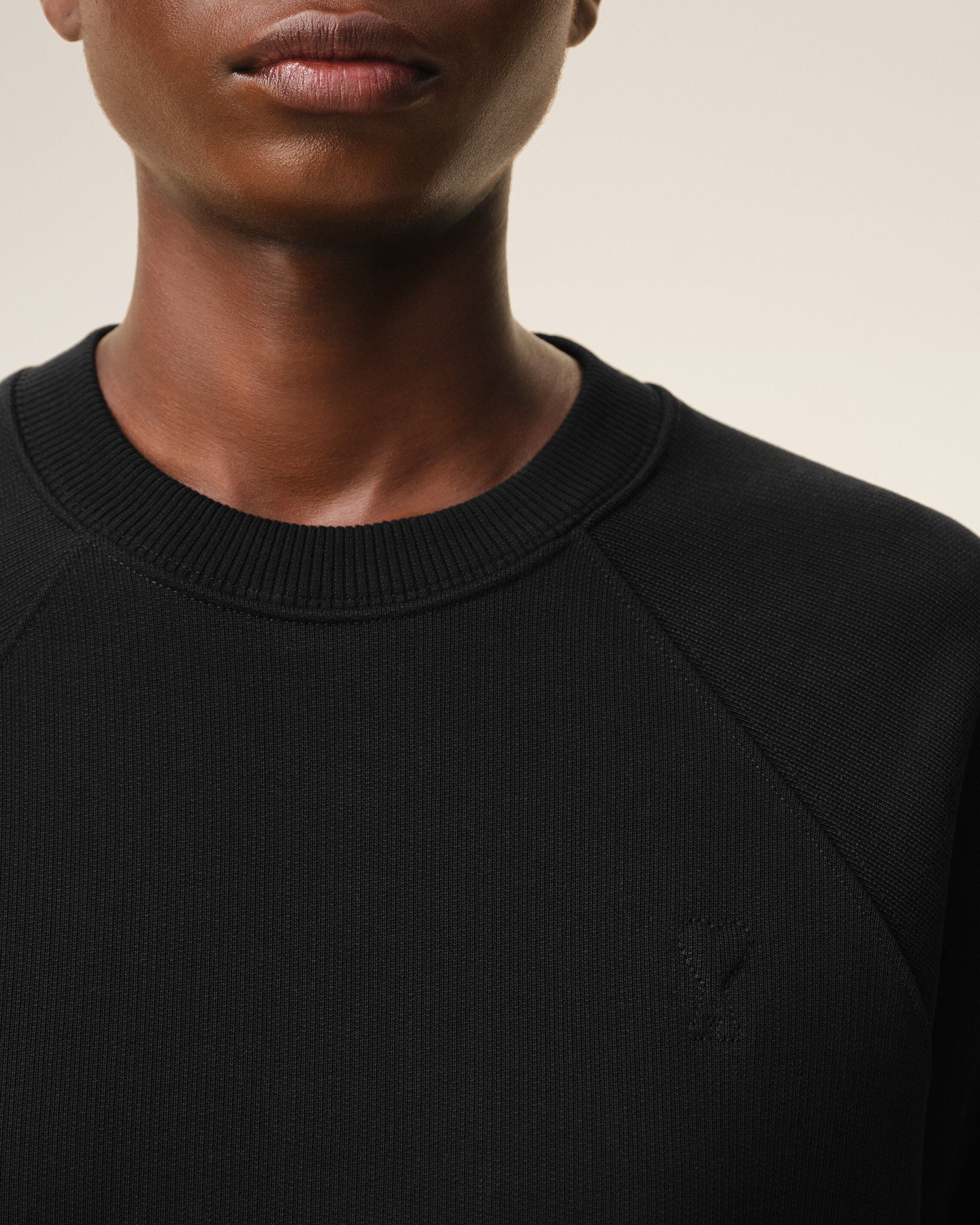 Sweatshirt Noir en coton Ami De Coeur Embossé - Image 10