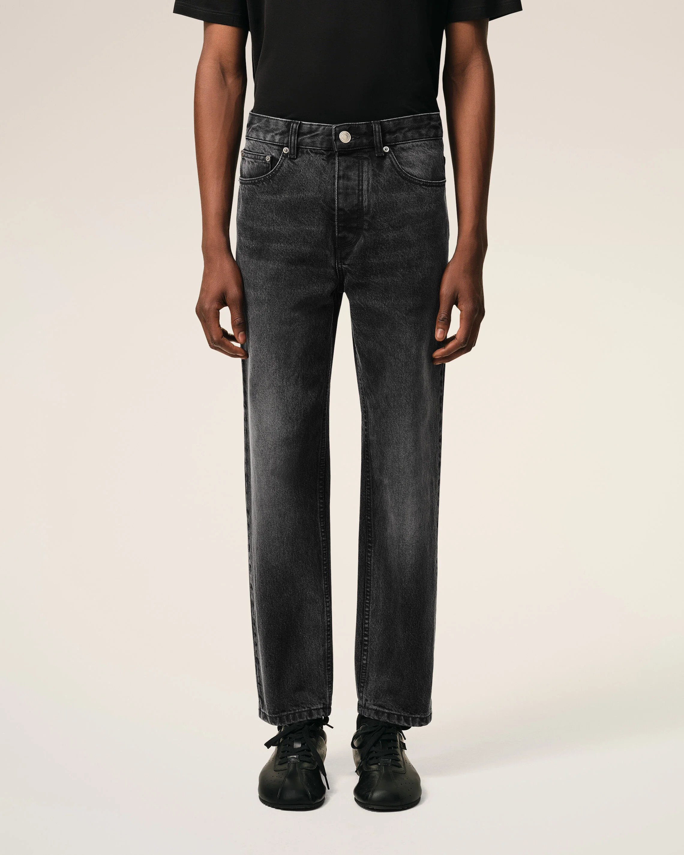 Jean Noir Coupe Tapered en Coton - Image 3
