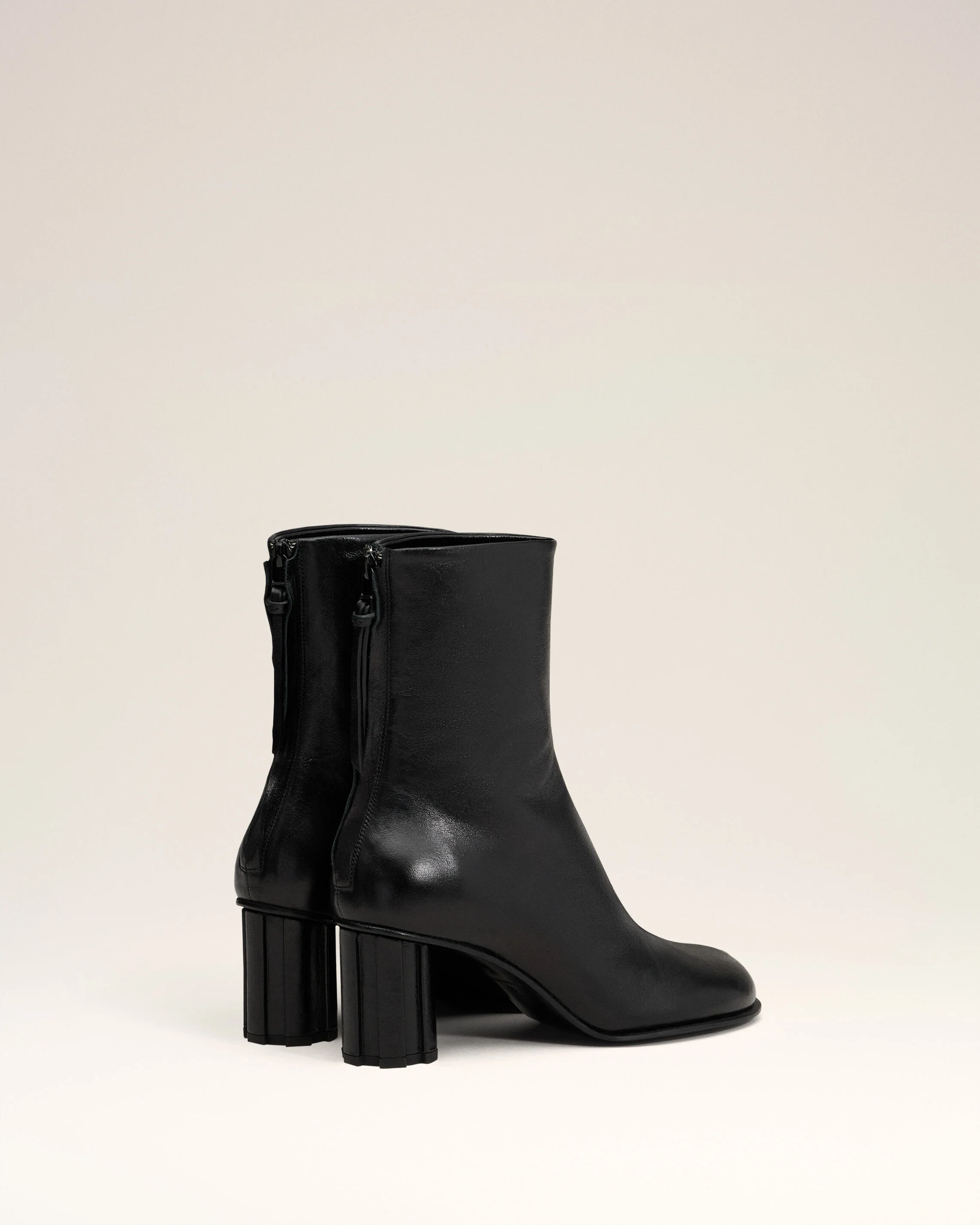 Bottes Piano Noires A Bout Anatomique En Cuir - Image 4