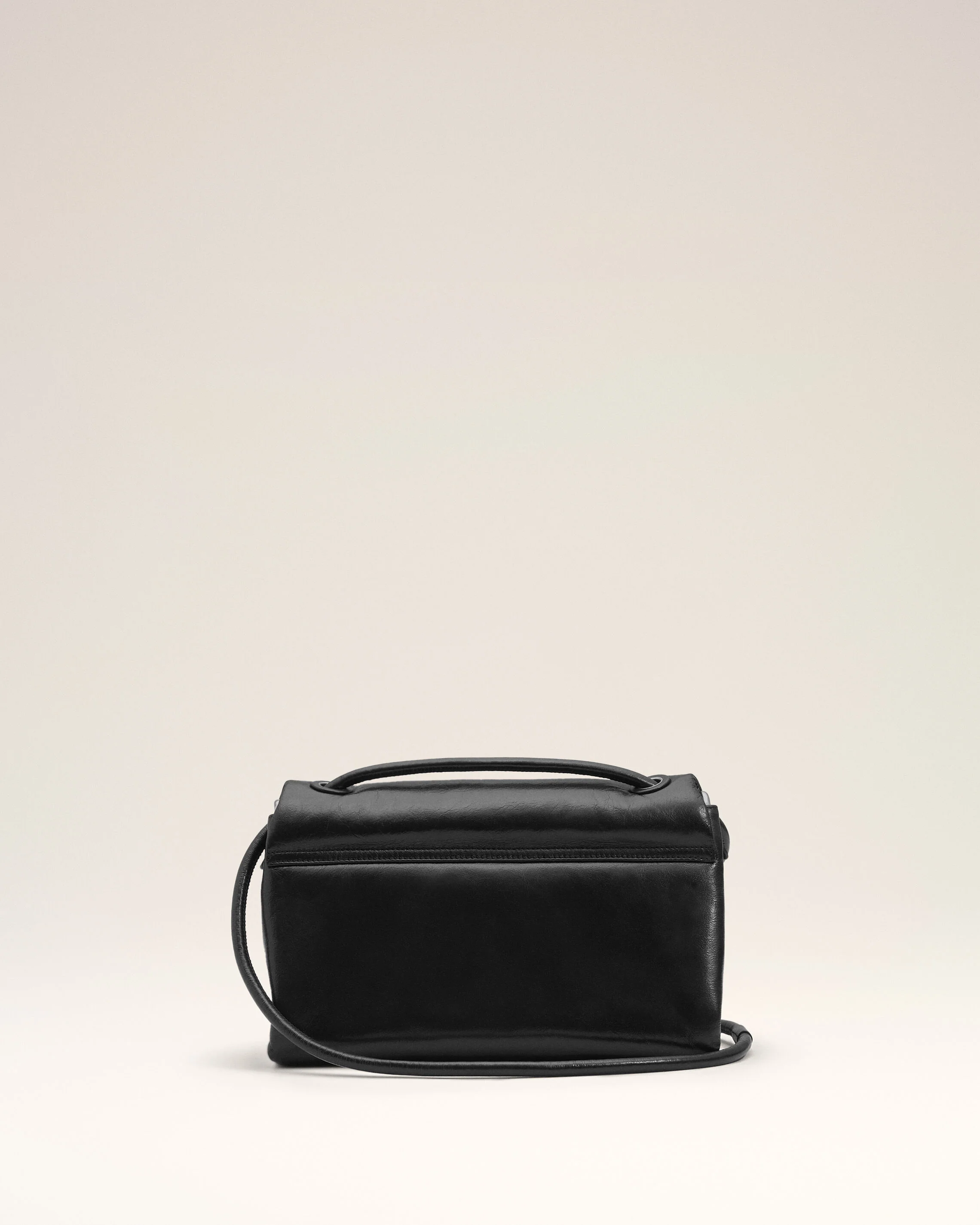 Sac Voulez-Vous Noir en Cuir De Vachette - Image 4