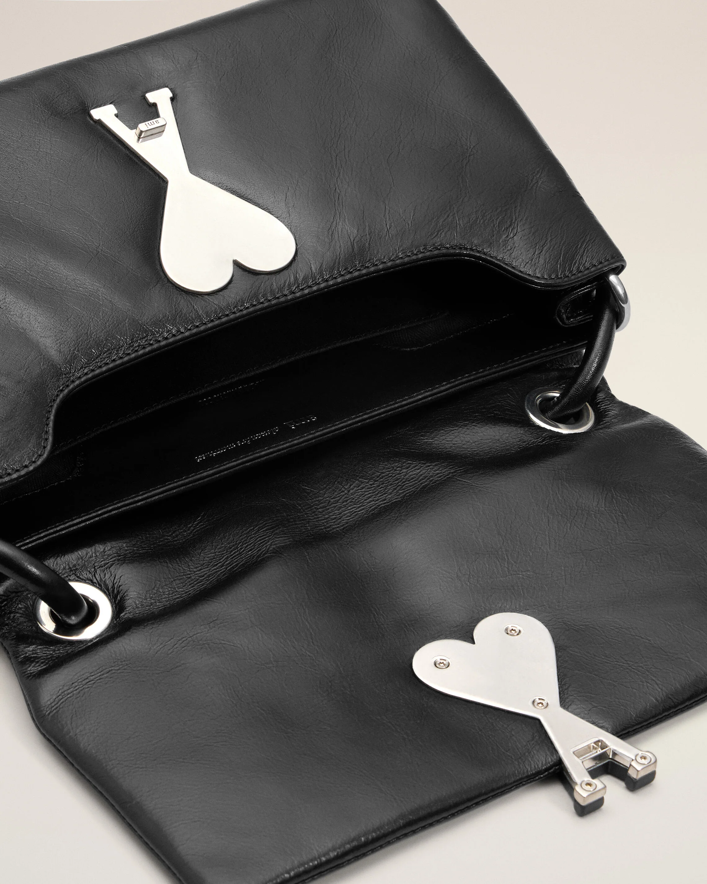 Sac Voulez-Vous Noir en Cuir De Vachette - Image 6