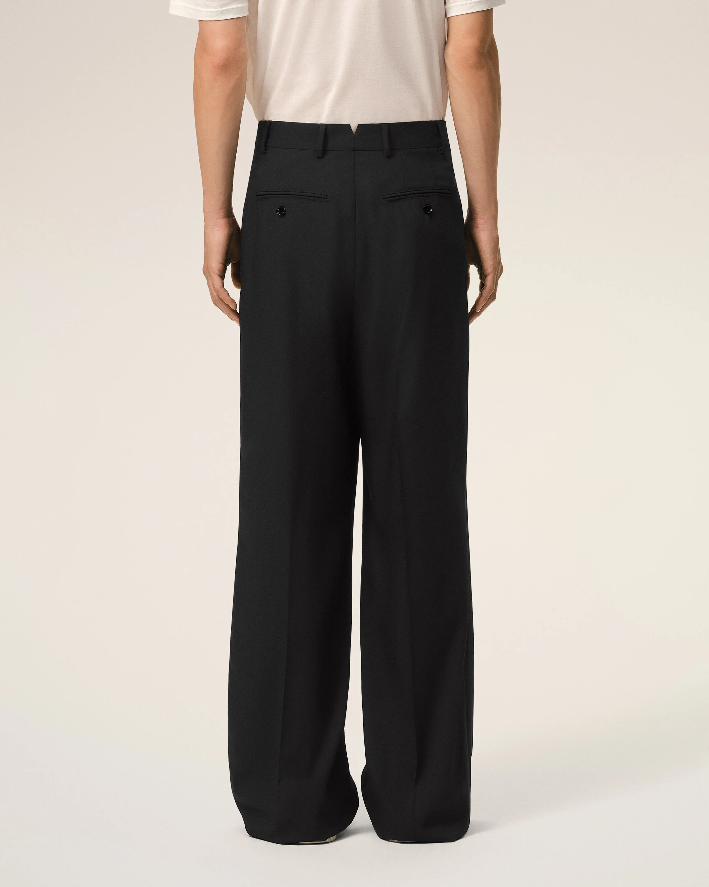 Pantalon Large Noir Taille Basse en Laine Vierge - Image 4
