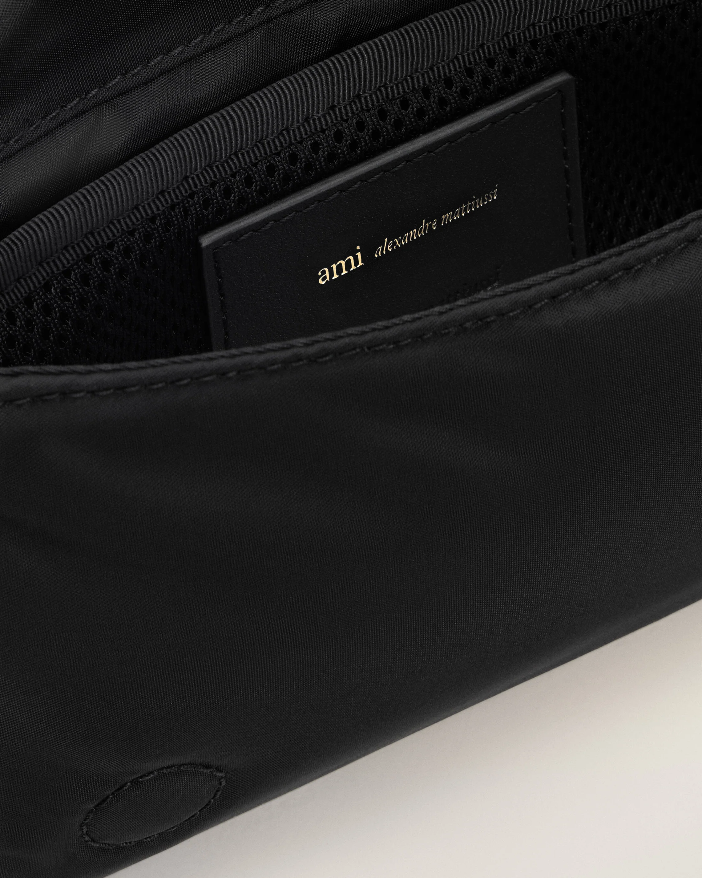 Sac lunch box Marcel noir en nylon - Image 6