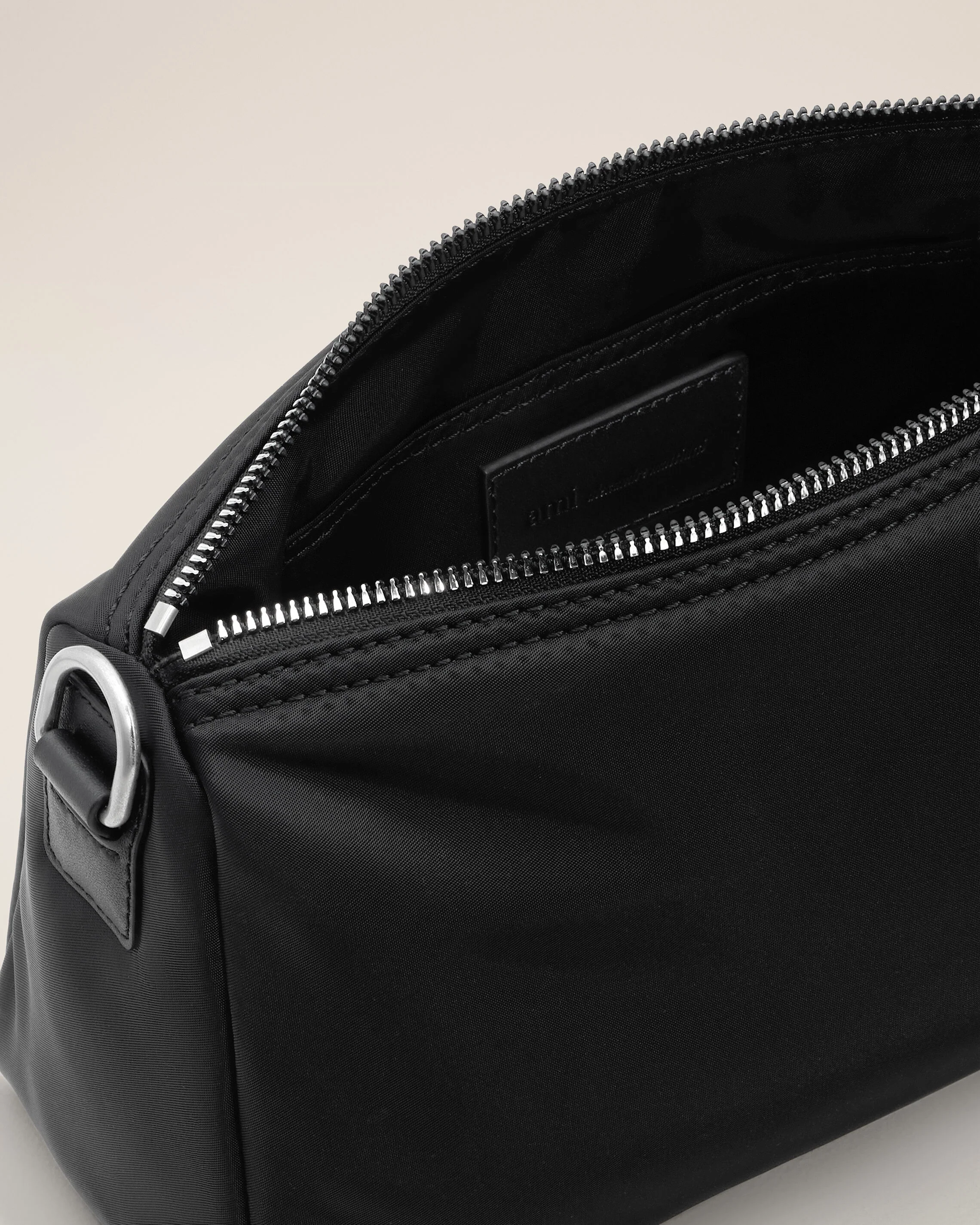 Sac Marcel noir en nylon - Image 12