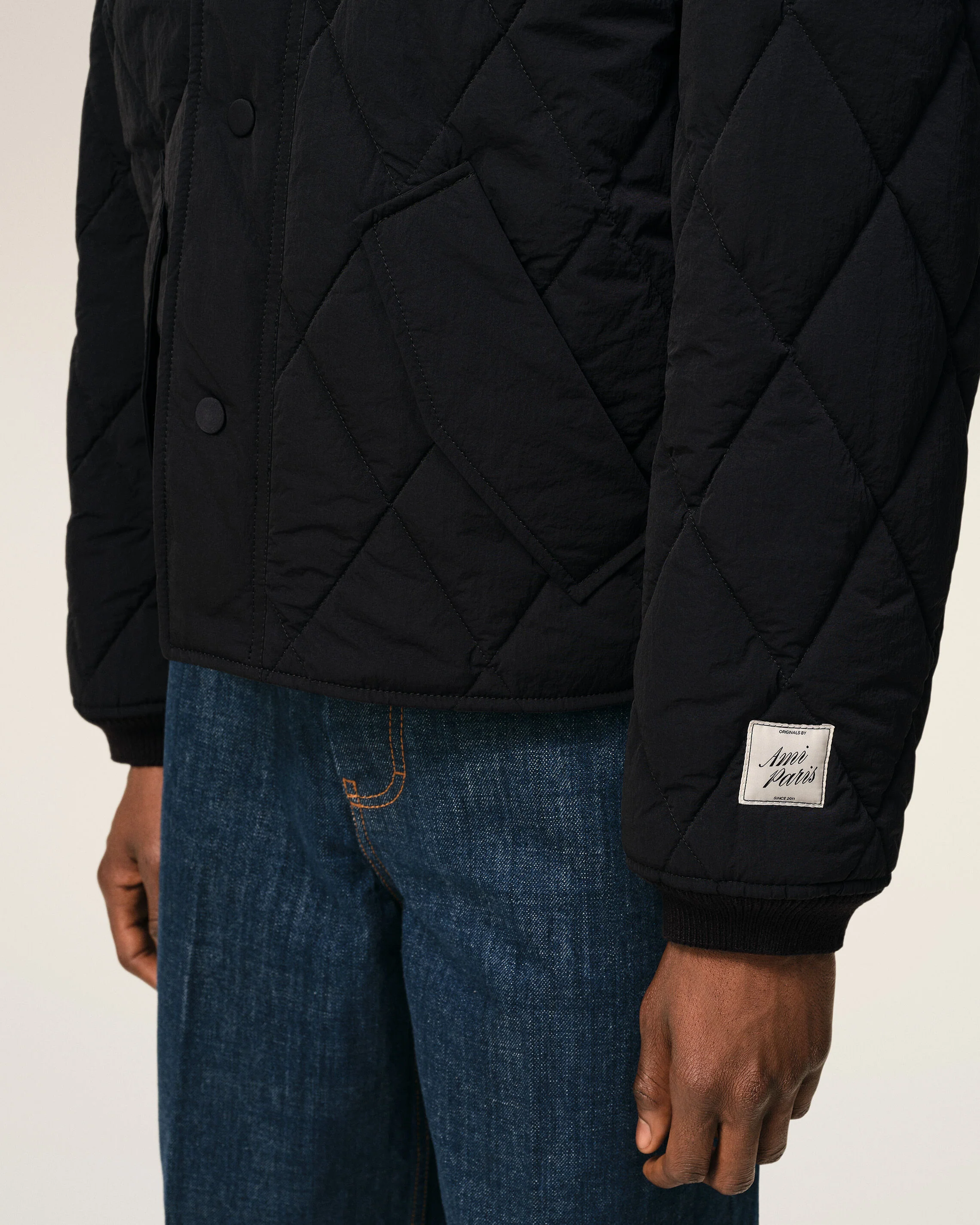 Veste Noire Rembourrée en Nylon - Image 4