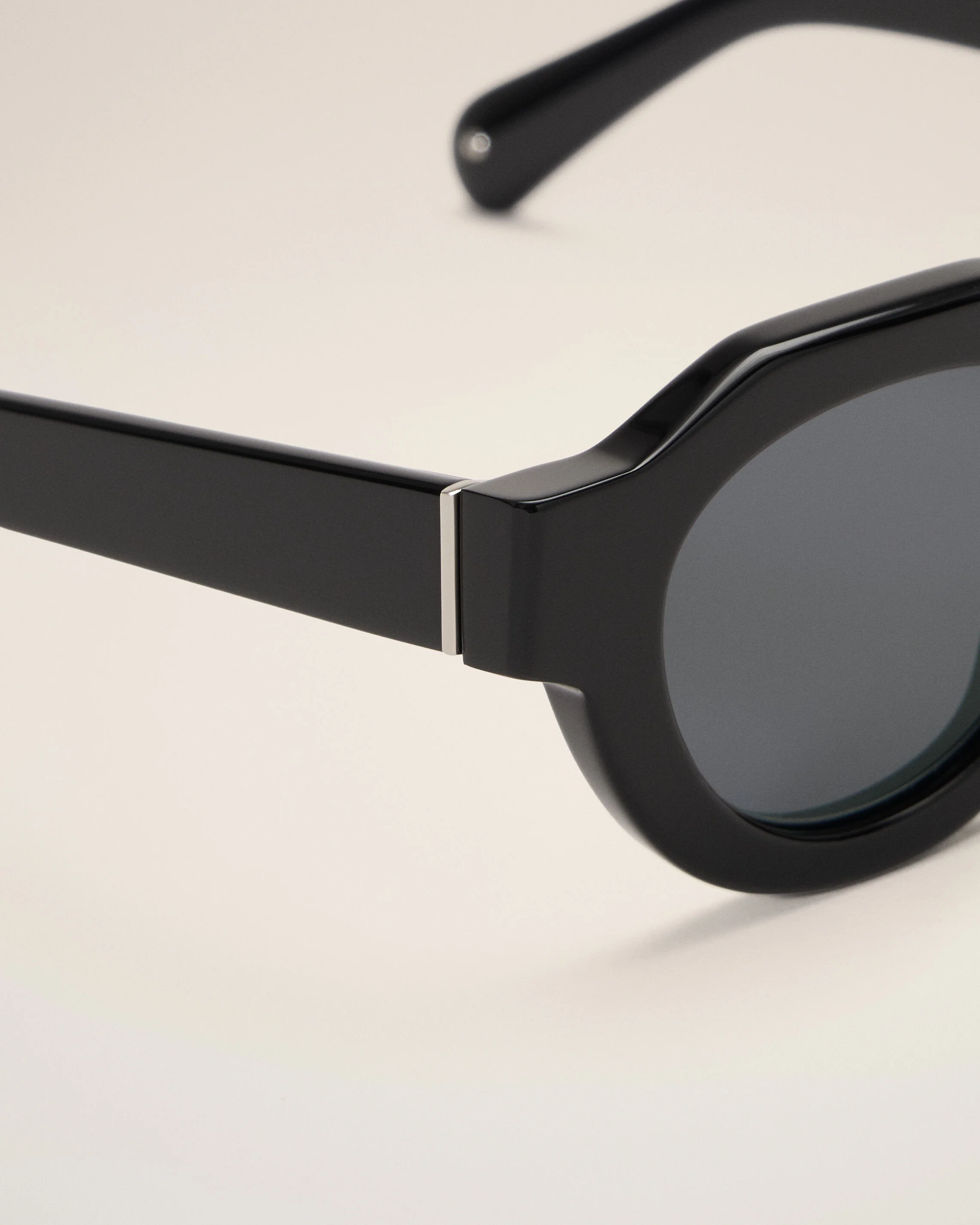Lunettes de soleil 75018 noires - Image 9
