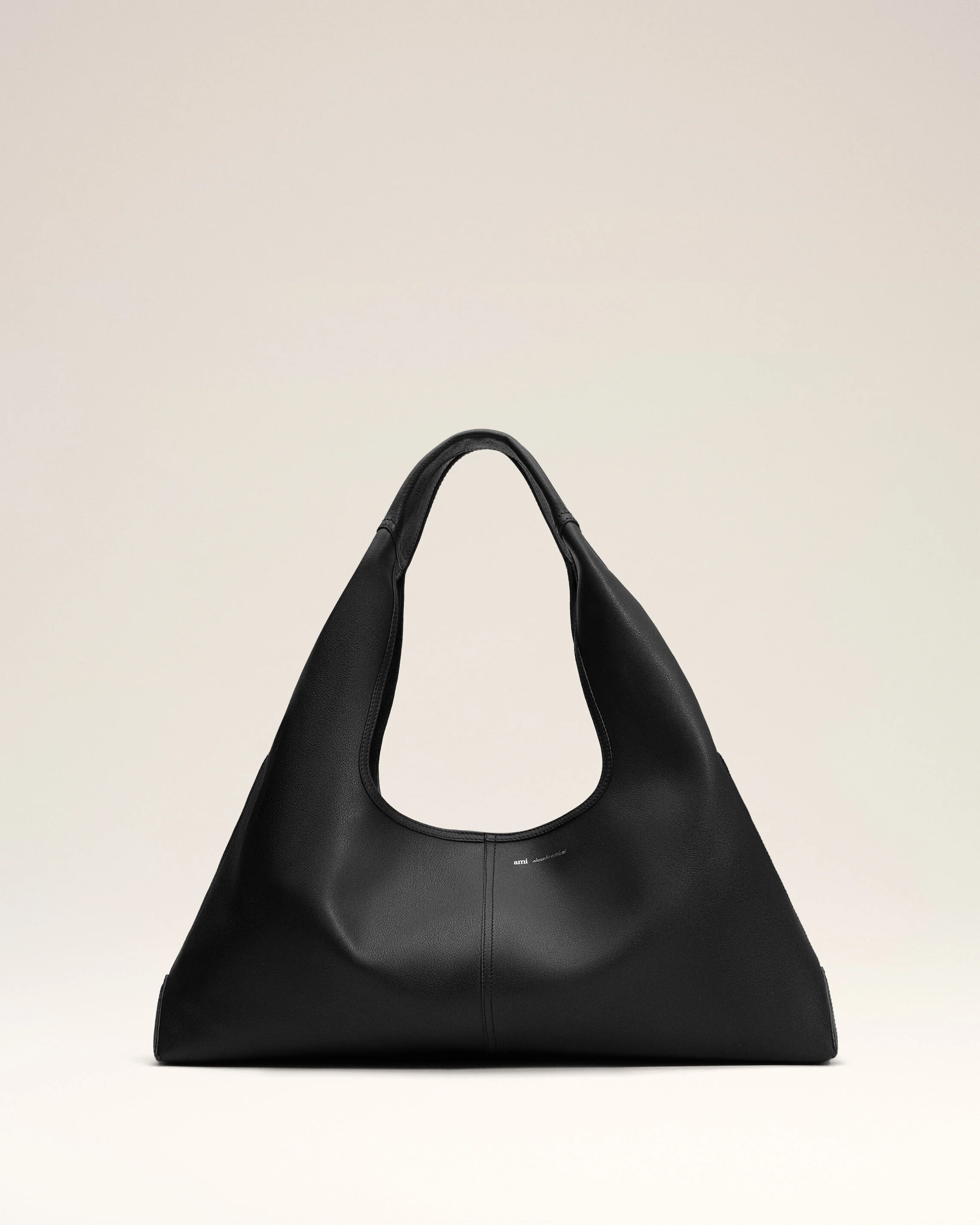 Sac Porte Epaule Etienne Noir en Cuir De Taurillon