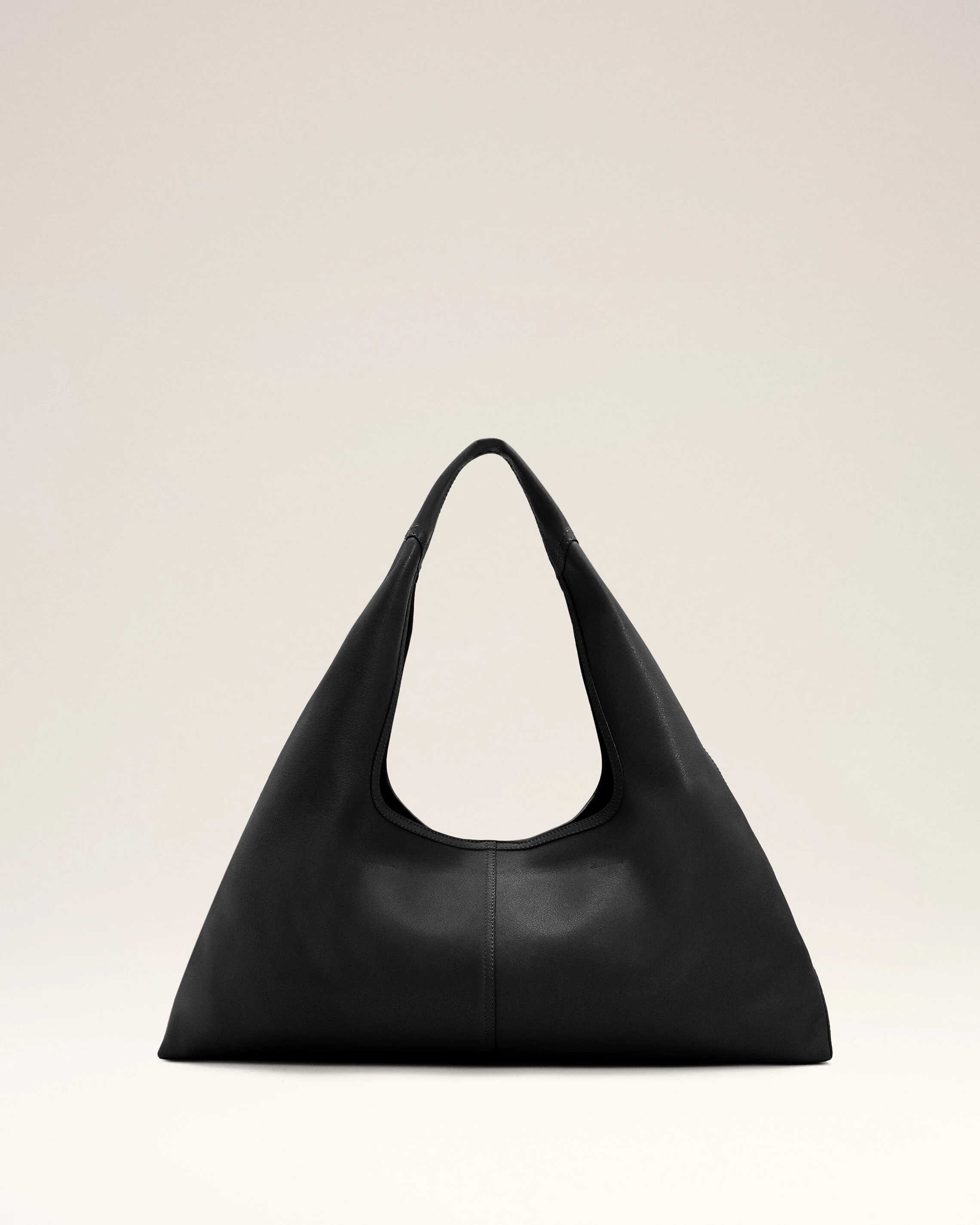 Sac Porte Epaule Etienne Noir en Cuir De Taurillon - Image 10