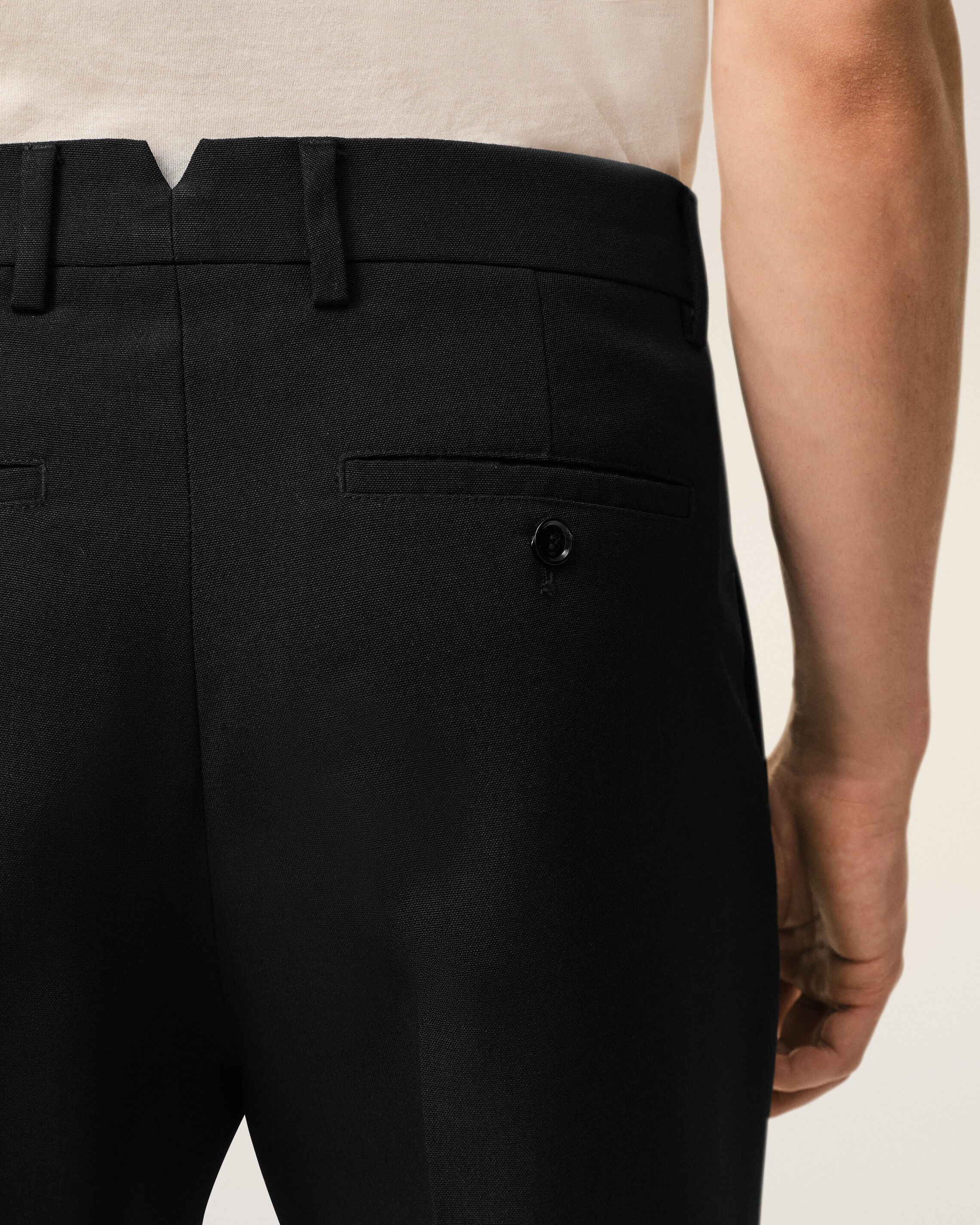 Pantalon Noir Droit en Laine - Image 5