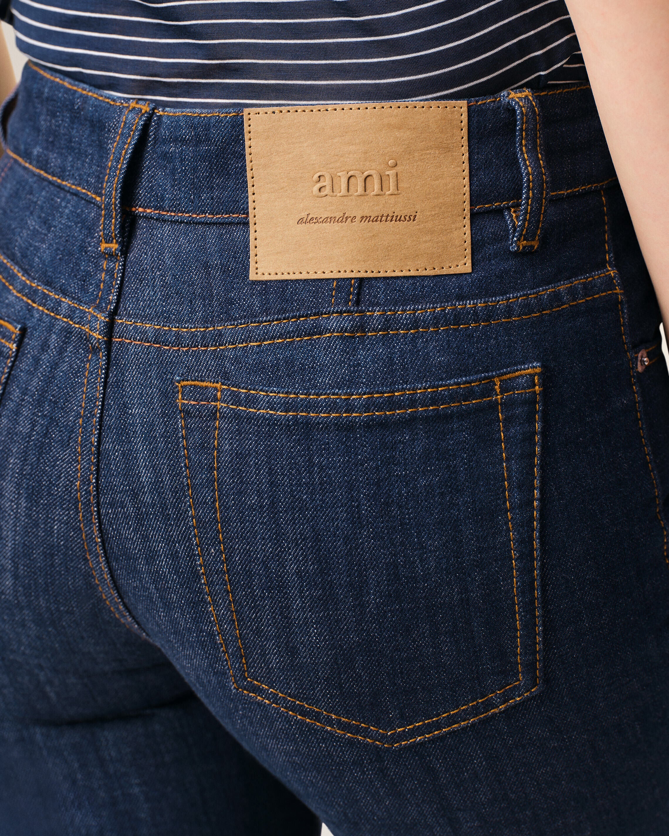 Jean Bleu Coupe Bootcut en Coton - Image 5