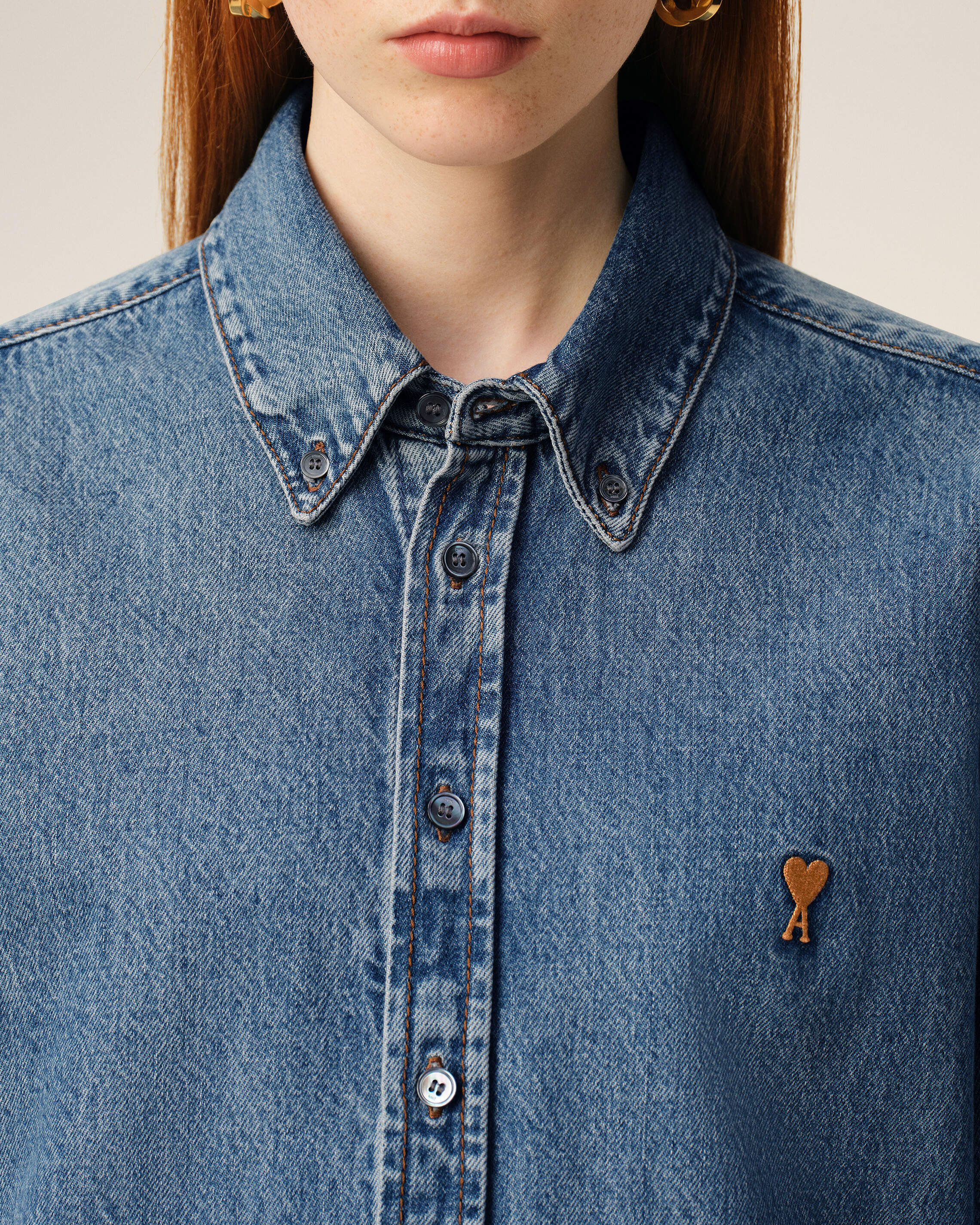 Chemise bleue en denim Ami De Coeur - Image 10