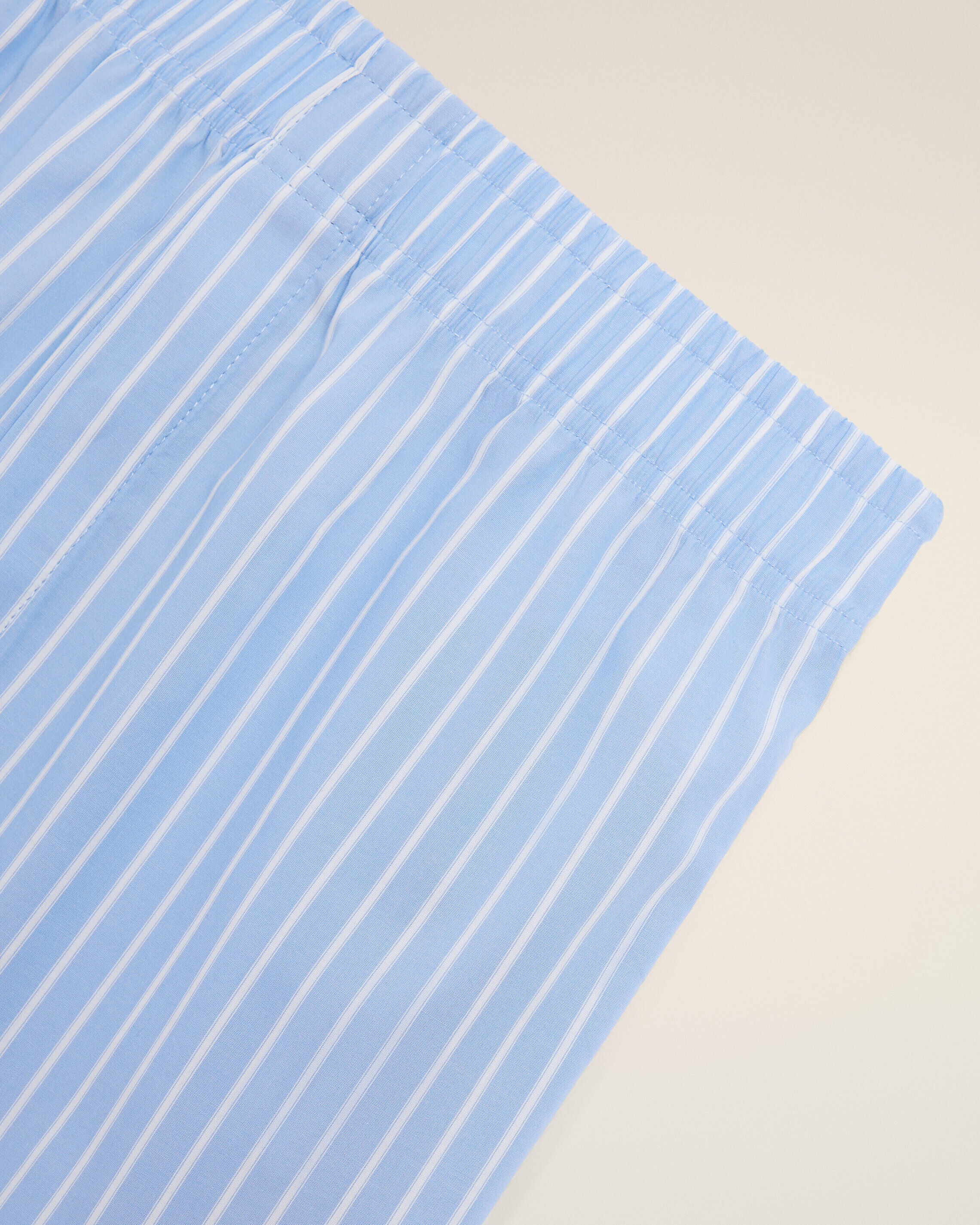 Short Rayé Bleu en Coton - Image 2