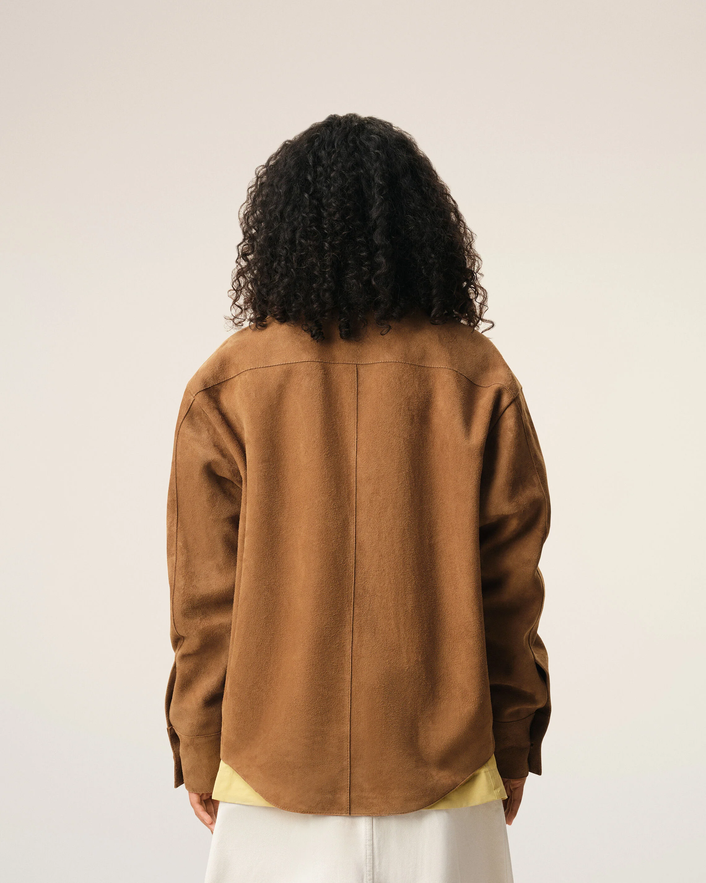 Surchemise Marron Boutonnée en Cuir De Chèvre - Image 12
