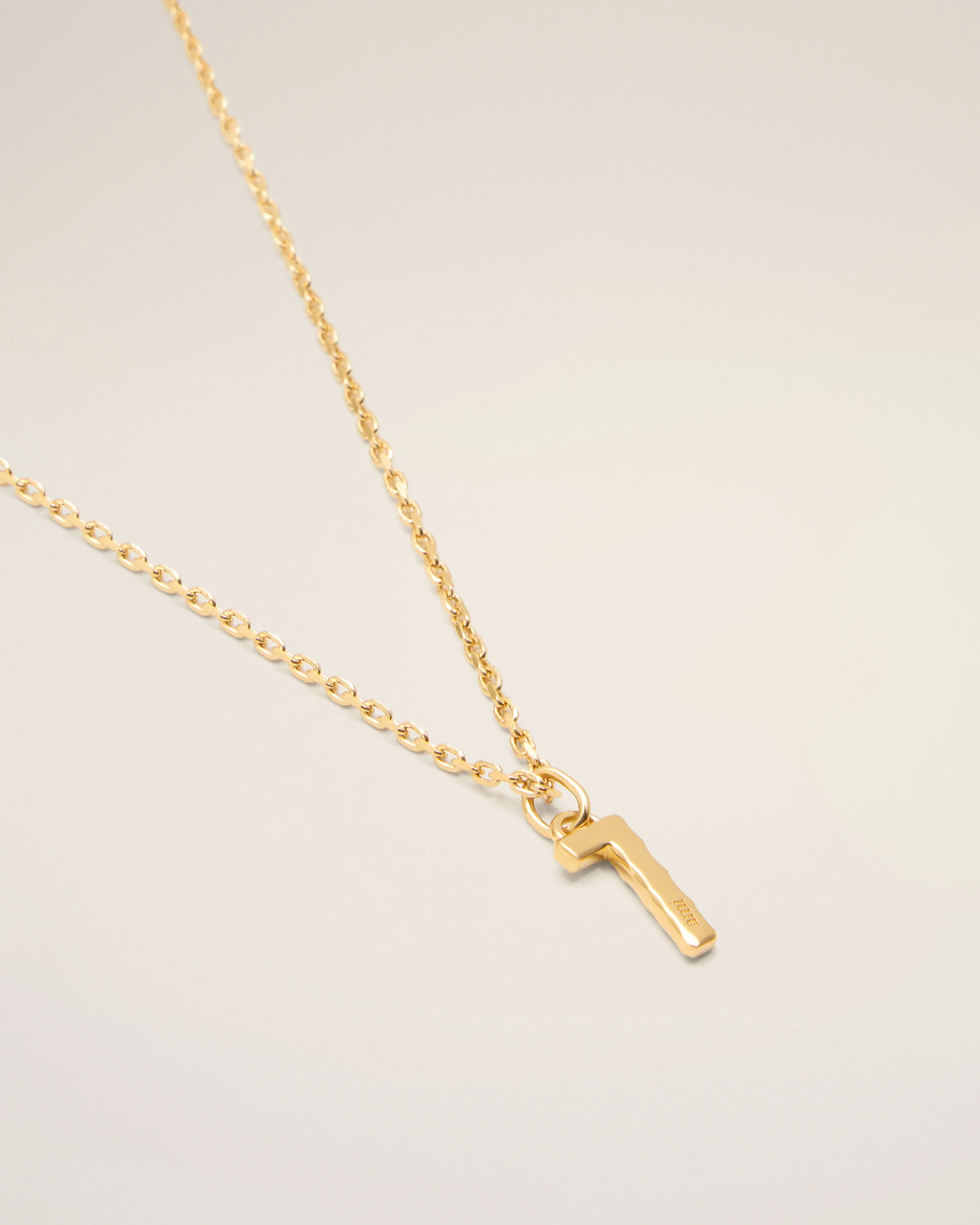 Collier Martelé Doré Pendentif "7" en Laiton - Image 7
