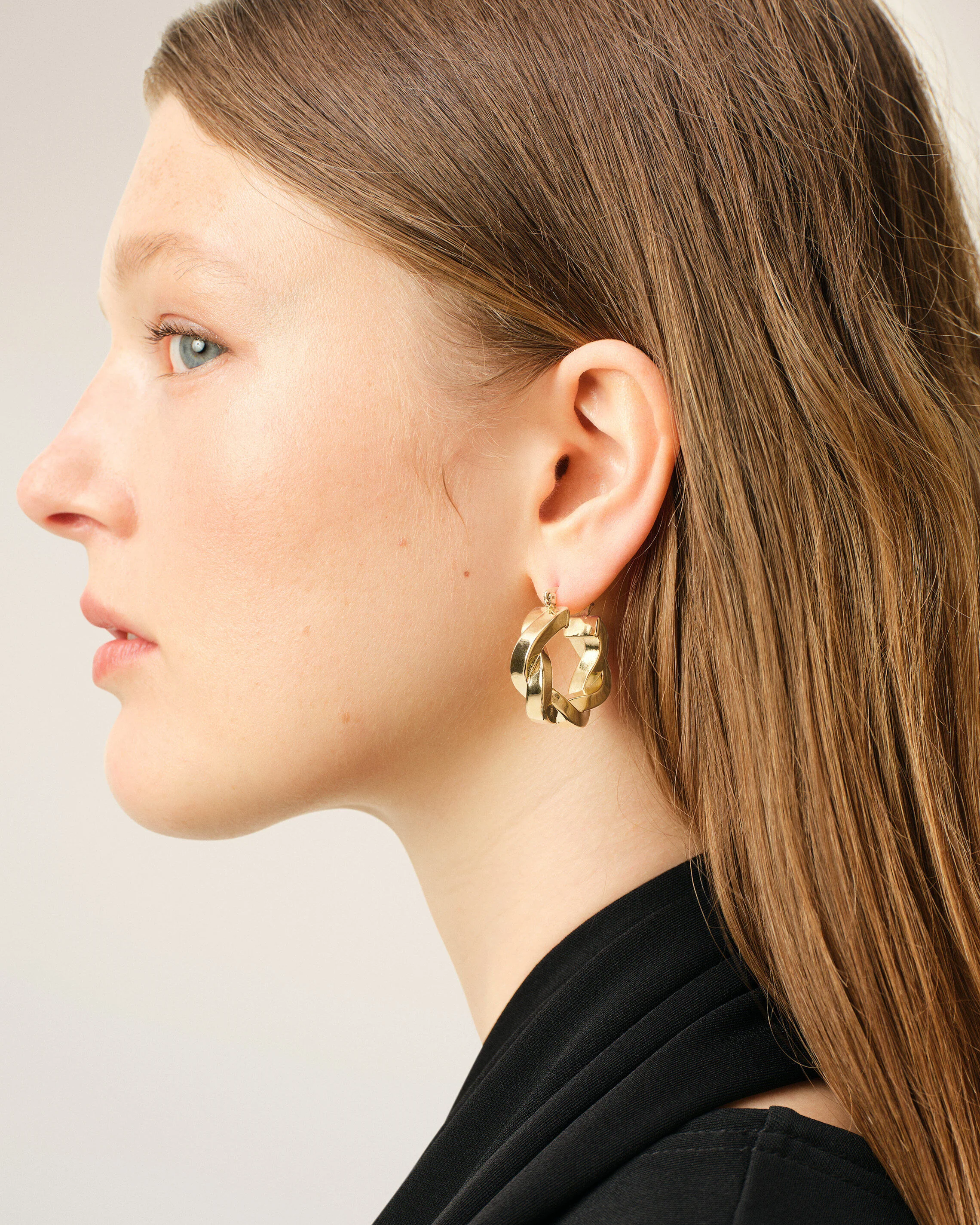 Boucles d'Oreilles Tresse Dorées en Laiton - Image 6