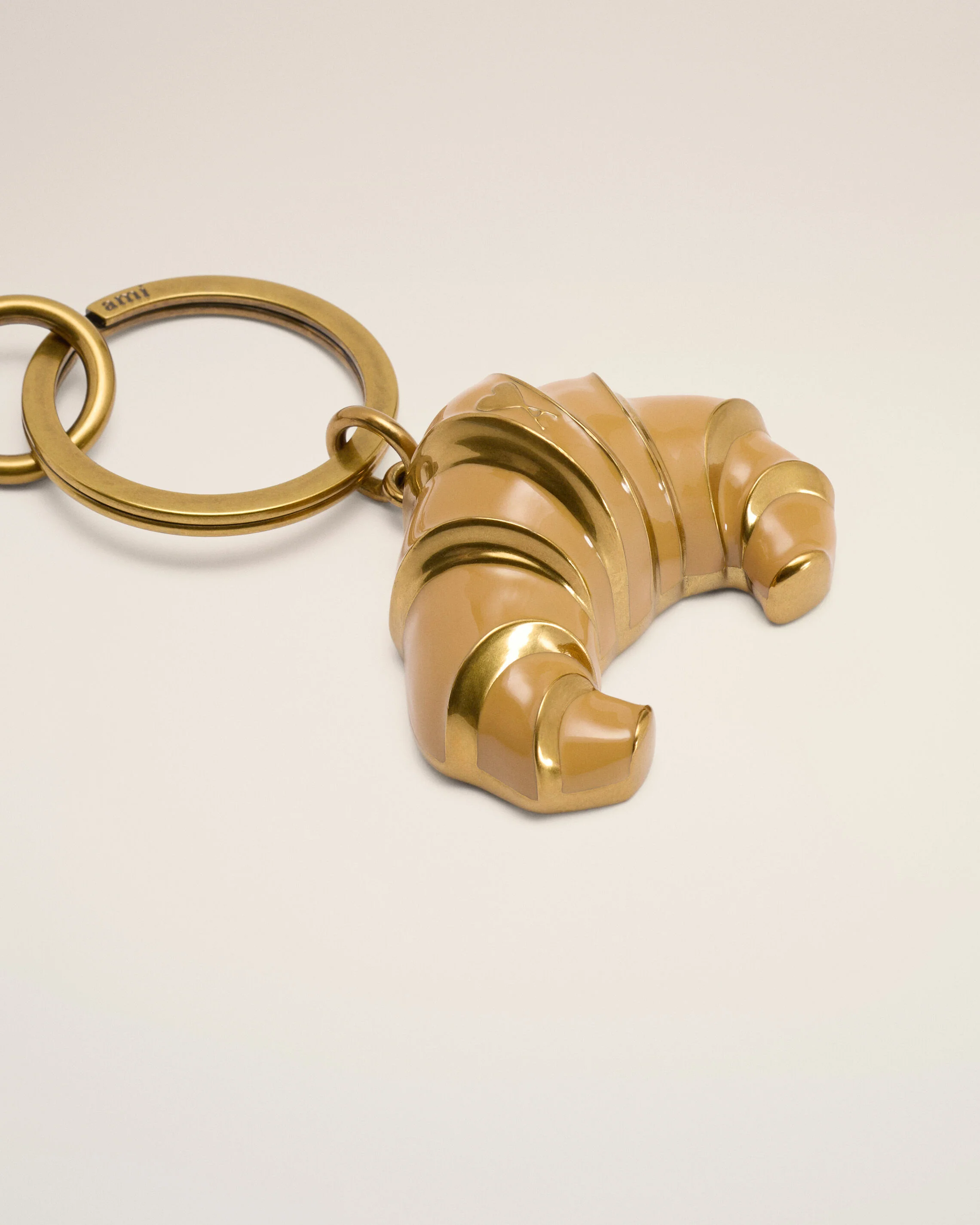 Porte-Clés Doré Croissant Ami De Coeur en Métal - Image 6
