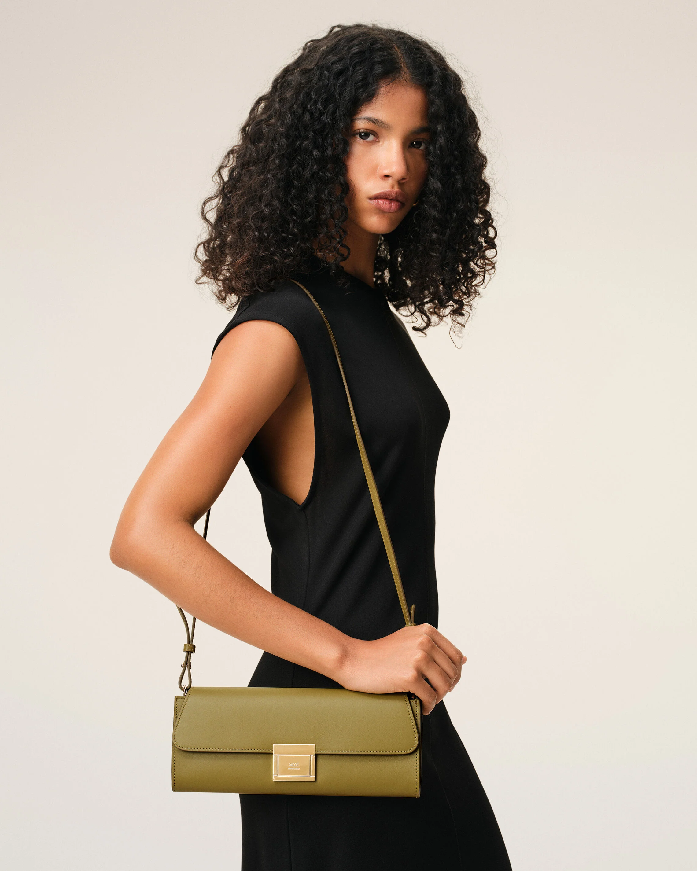 Pochette Mimi Vert en Cuir De Veau - Image 10