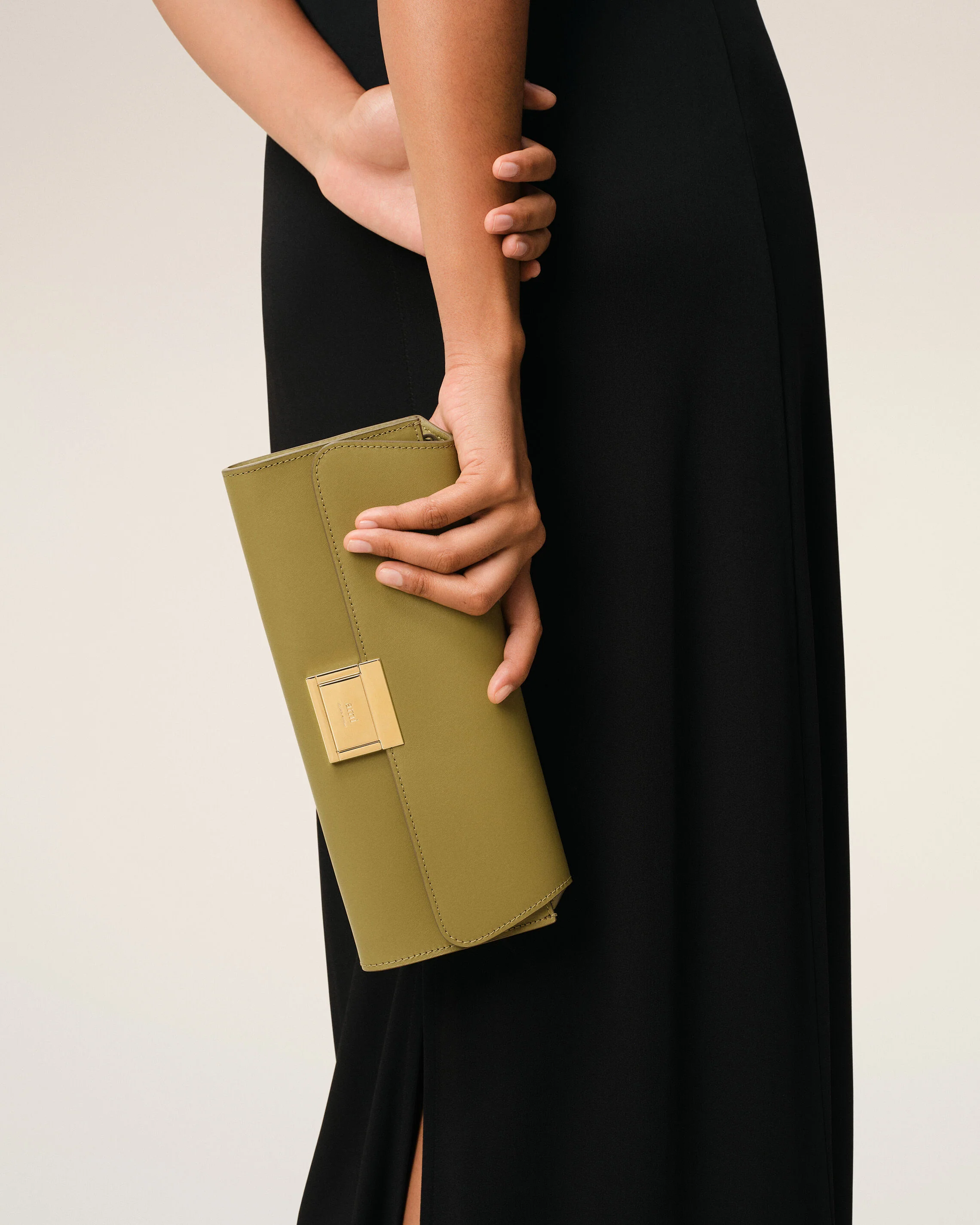 Pochette Mimi Vert en Cuir De Veau - Image 15