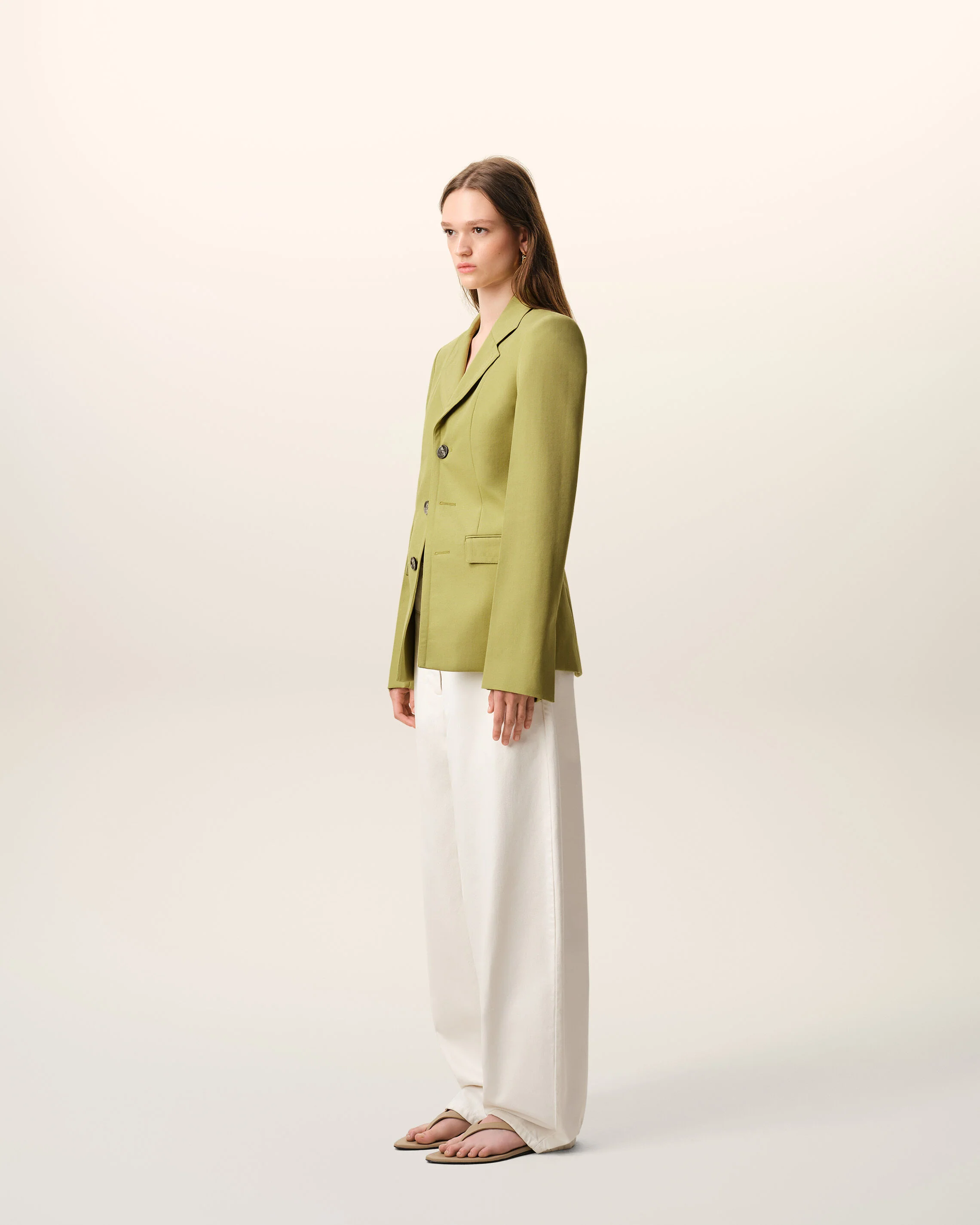 Veste Cintrée Simple Boutonnage Verte en Laine Vierge - Image 6
