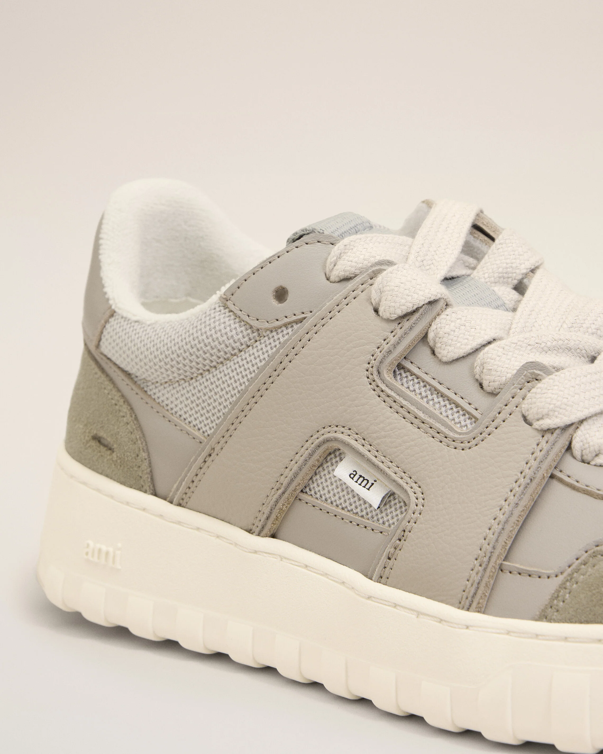 Sneakers A Walk grises en Cuir De Vachette - Image 5