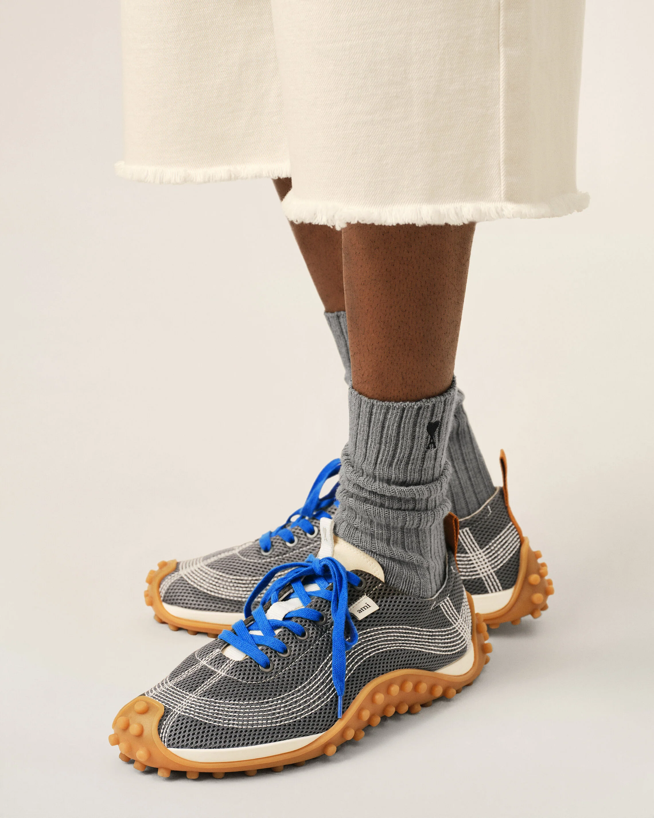 Sneakers Mirage grises en mesh - Image 2