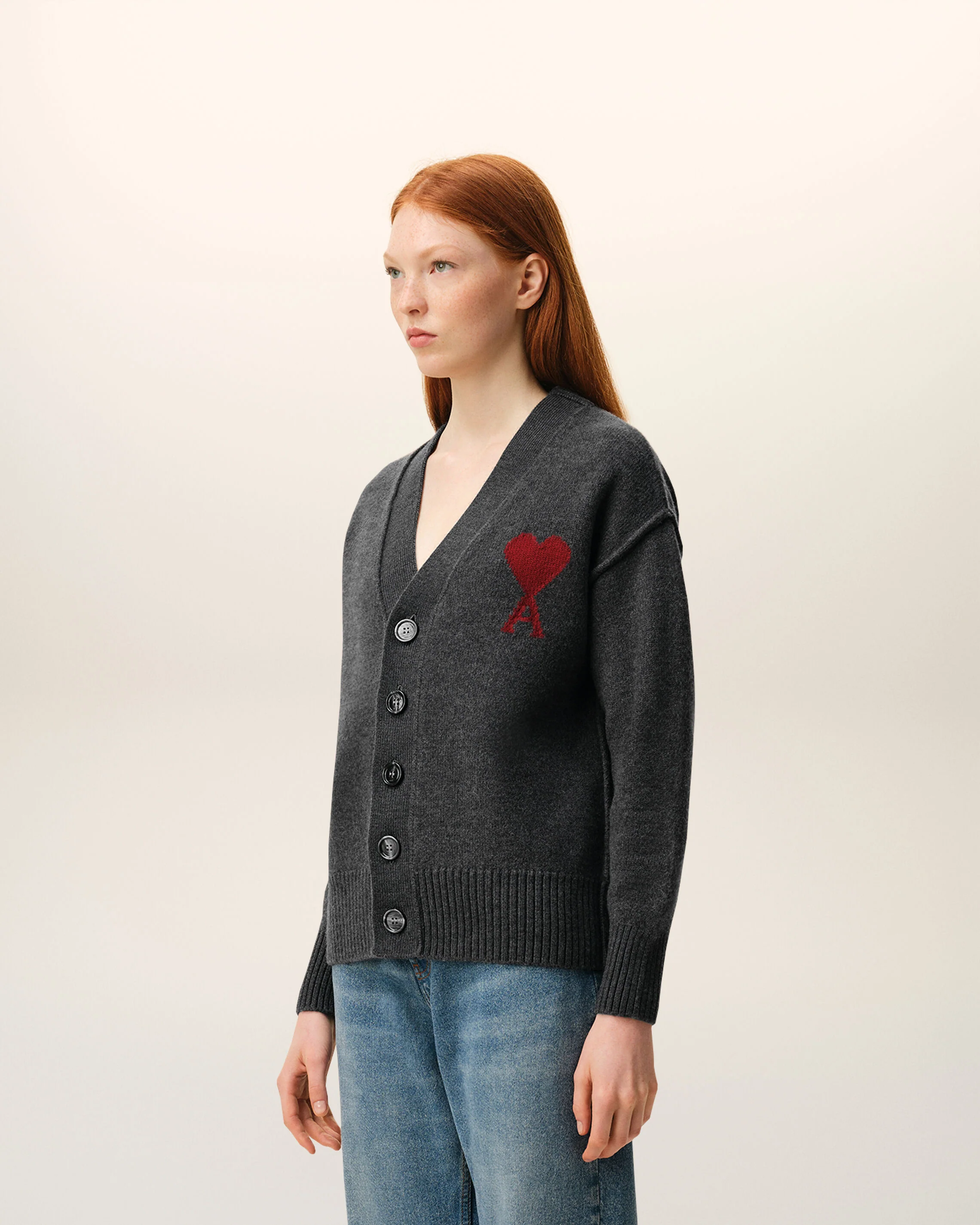 Cardigan gris en laine Ami de Coeur - Image 12