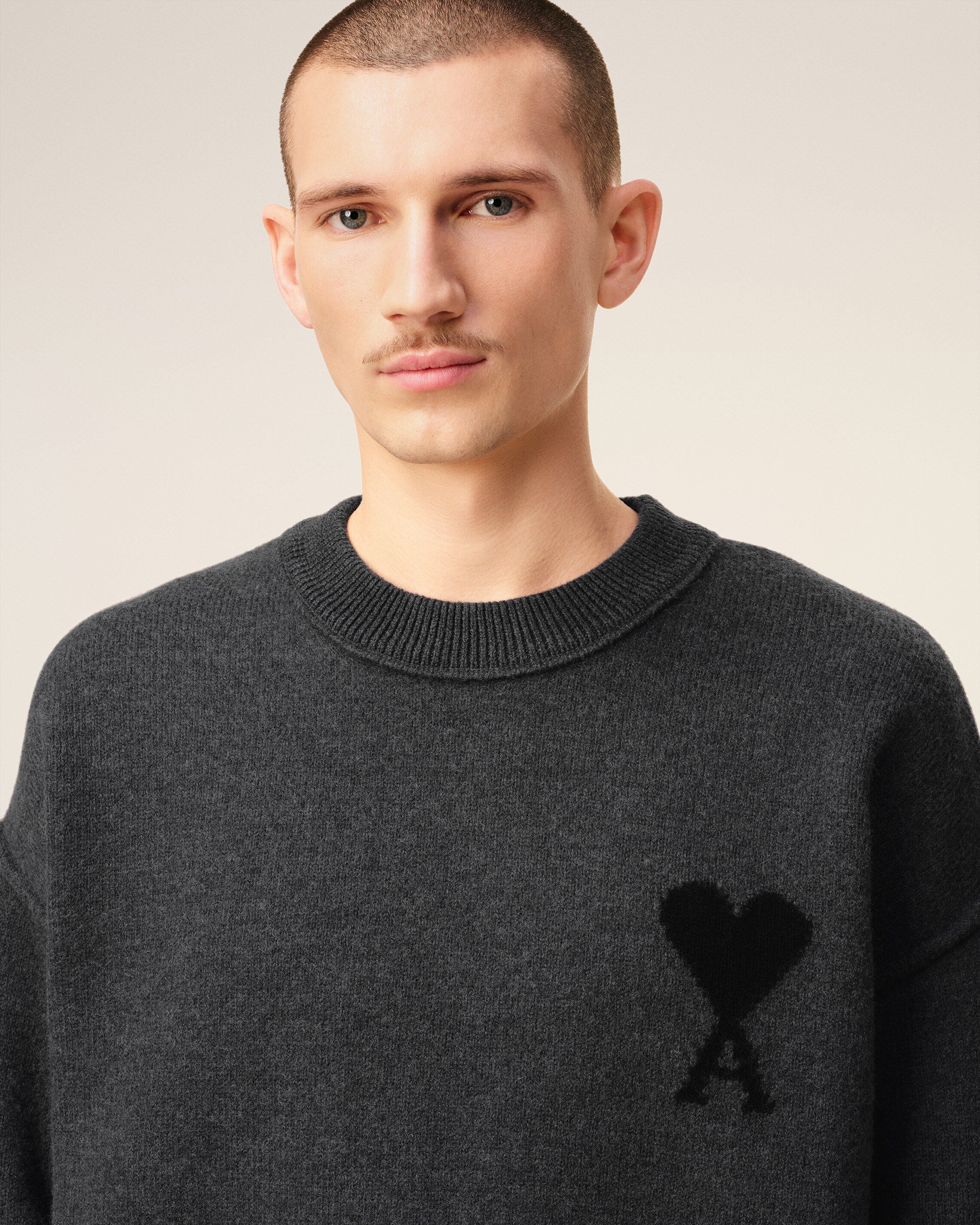Pull Gris Col Rond Ami De Coeur En Laine - Image 4