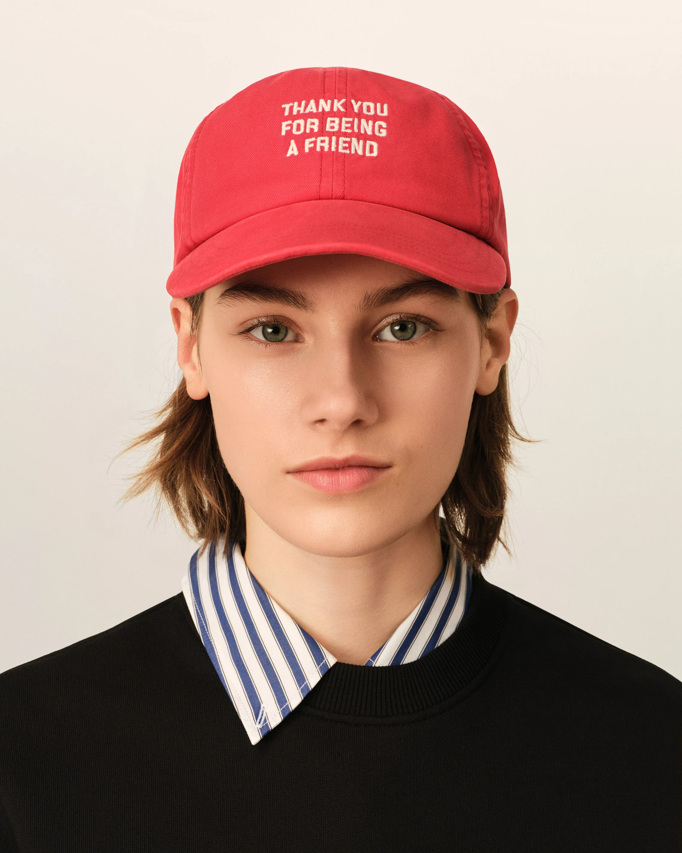 Casquette rouge en coton "Thank you for being a friend" - Image 8