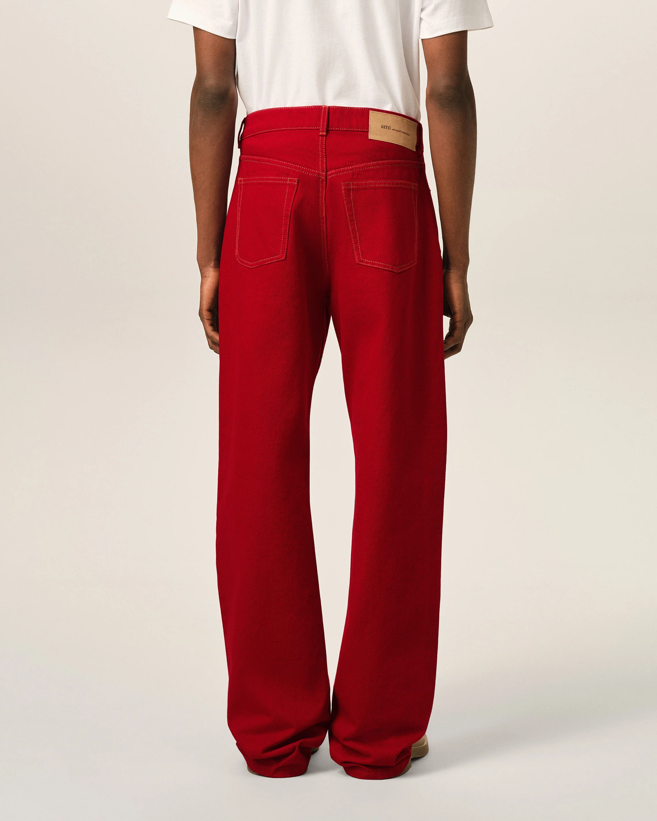 Jean rouge coupe large en coton - Image 4