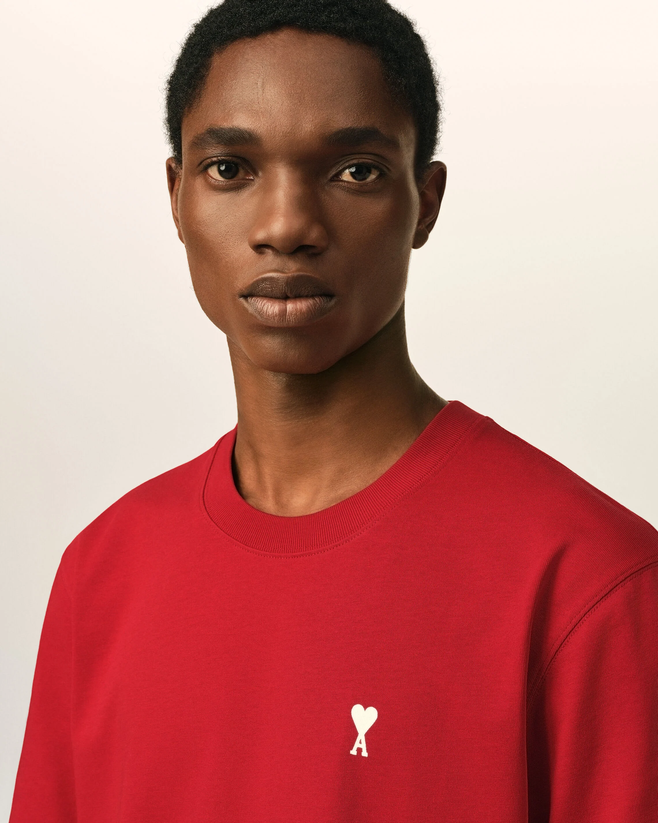 T-shirt rouge imprimé en coton "Place des Victoires" - Image 5