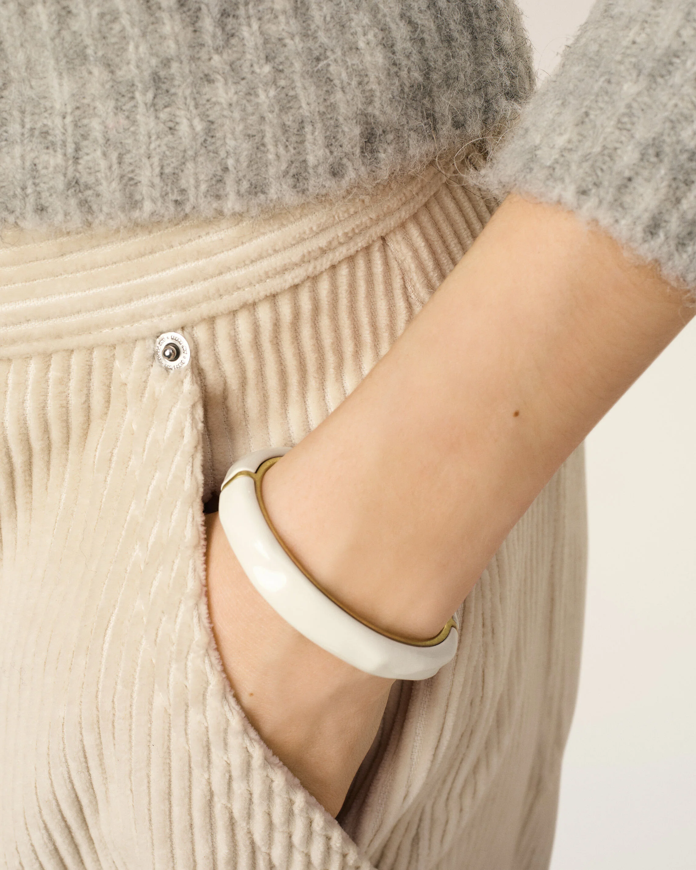 Bracelet Blanc Emaillé Laqué En Laiton - Image 5