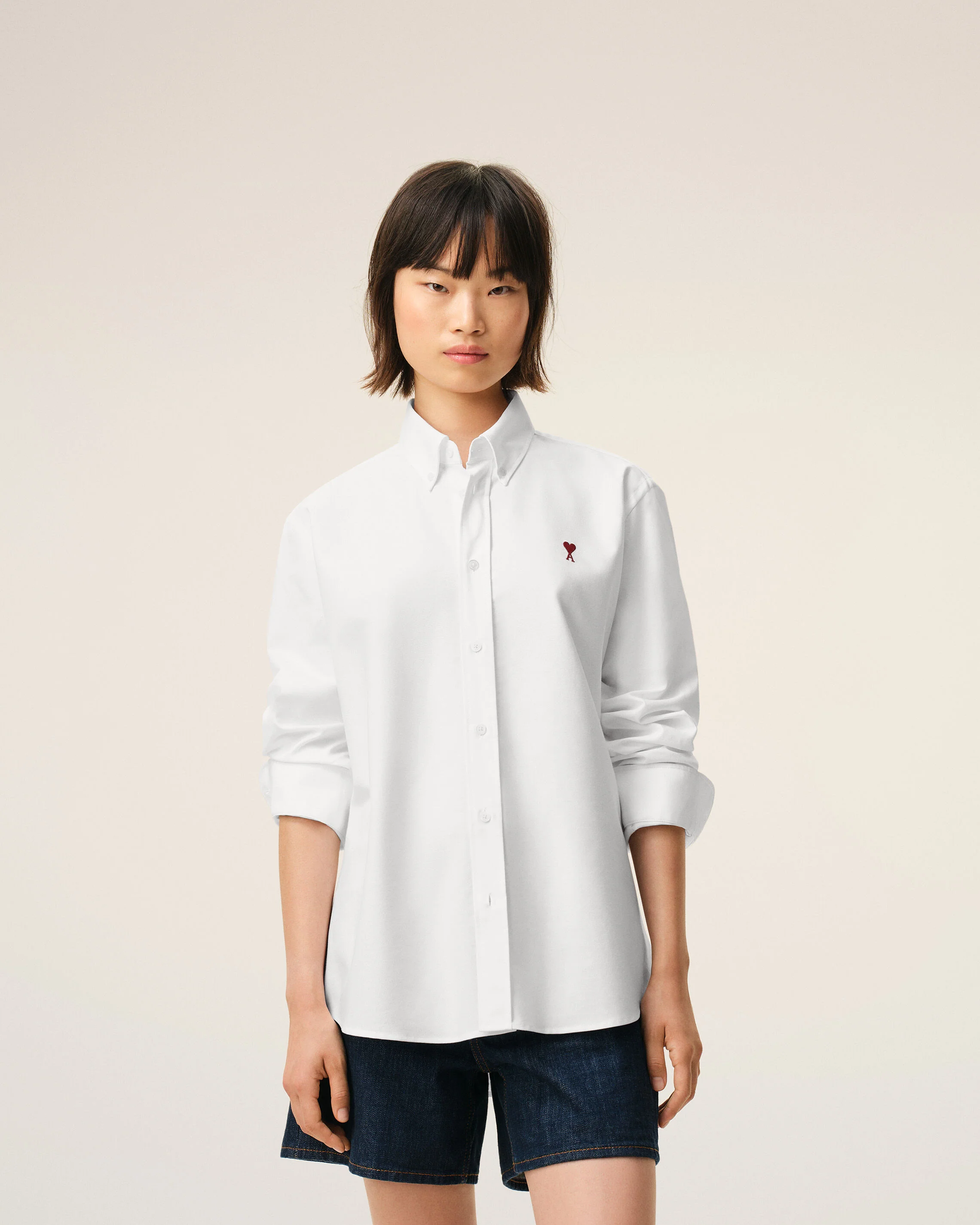 Chemise blanche en coton Ami de Coeur - Image 9