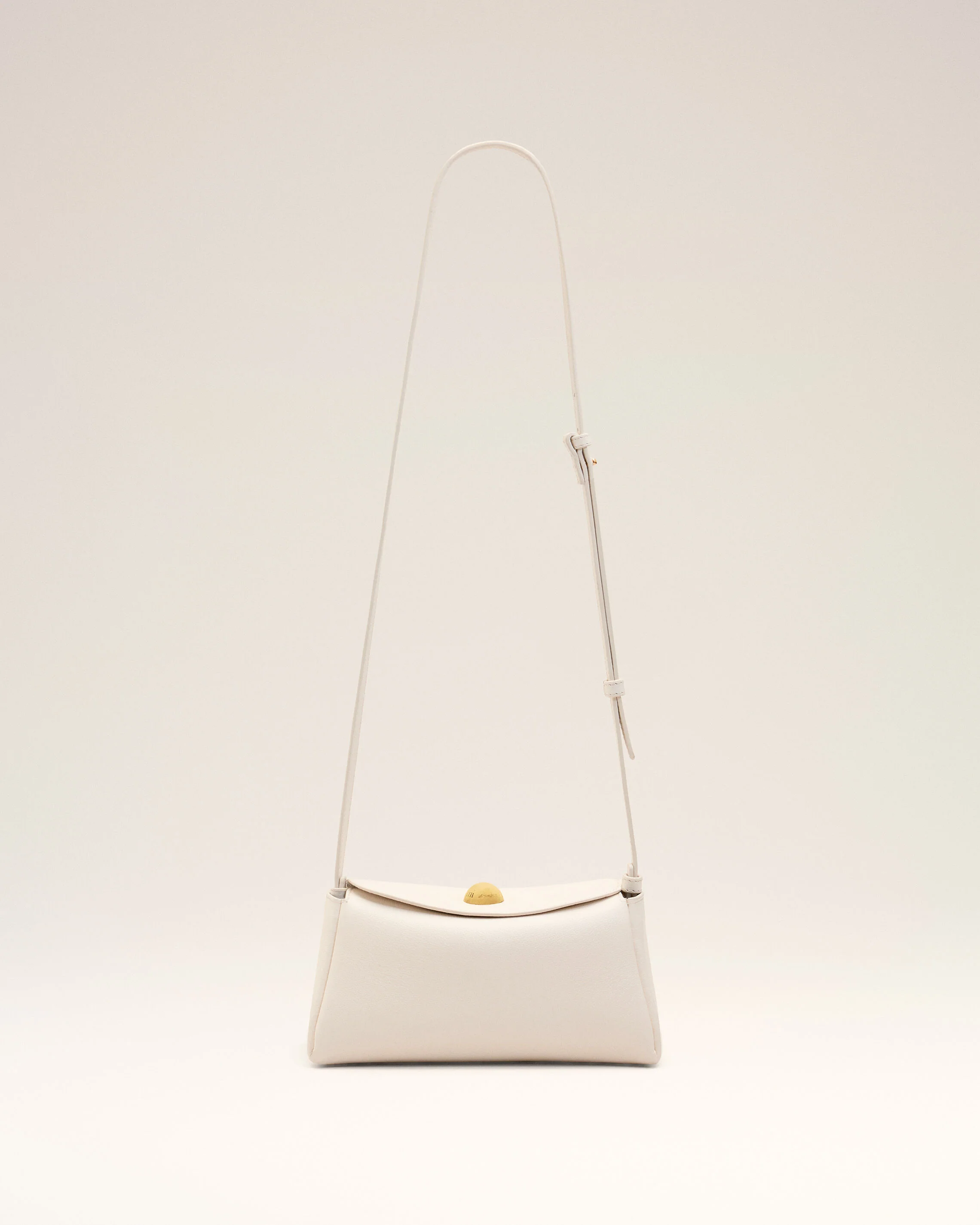 Mini Sac Carrousel Blanc en Cuir De Veau - Image 10