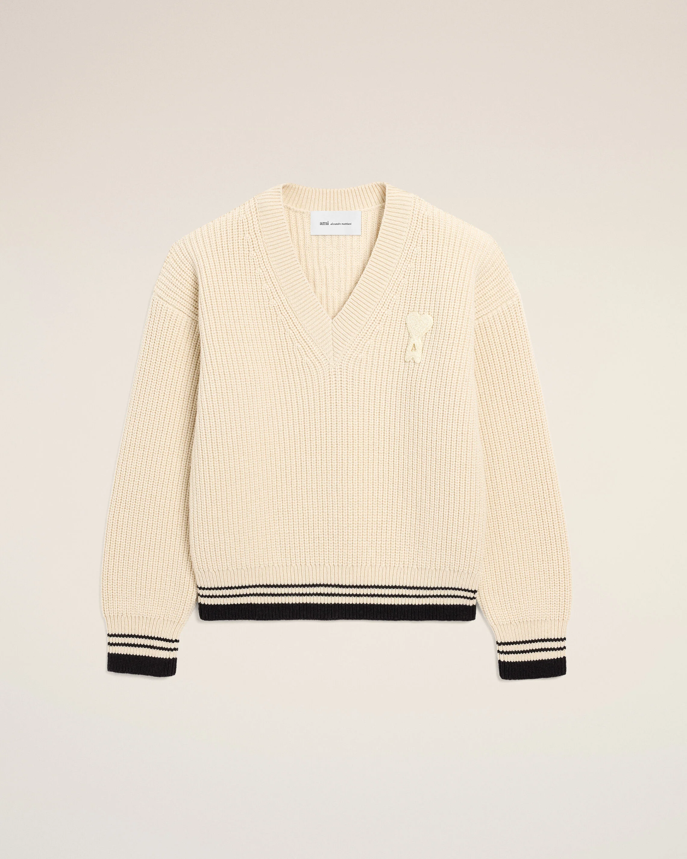 Pull Blanc Col V Ami De Coeur en Laine Côtelée - Image 7