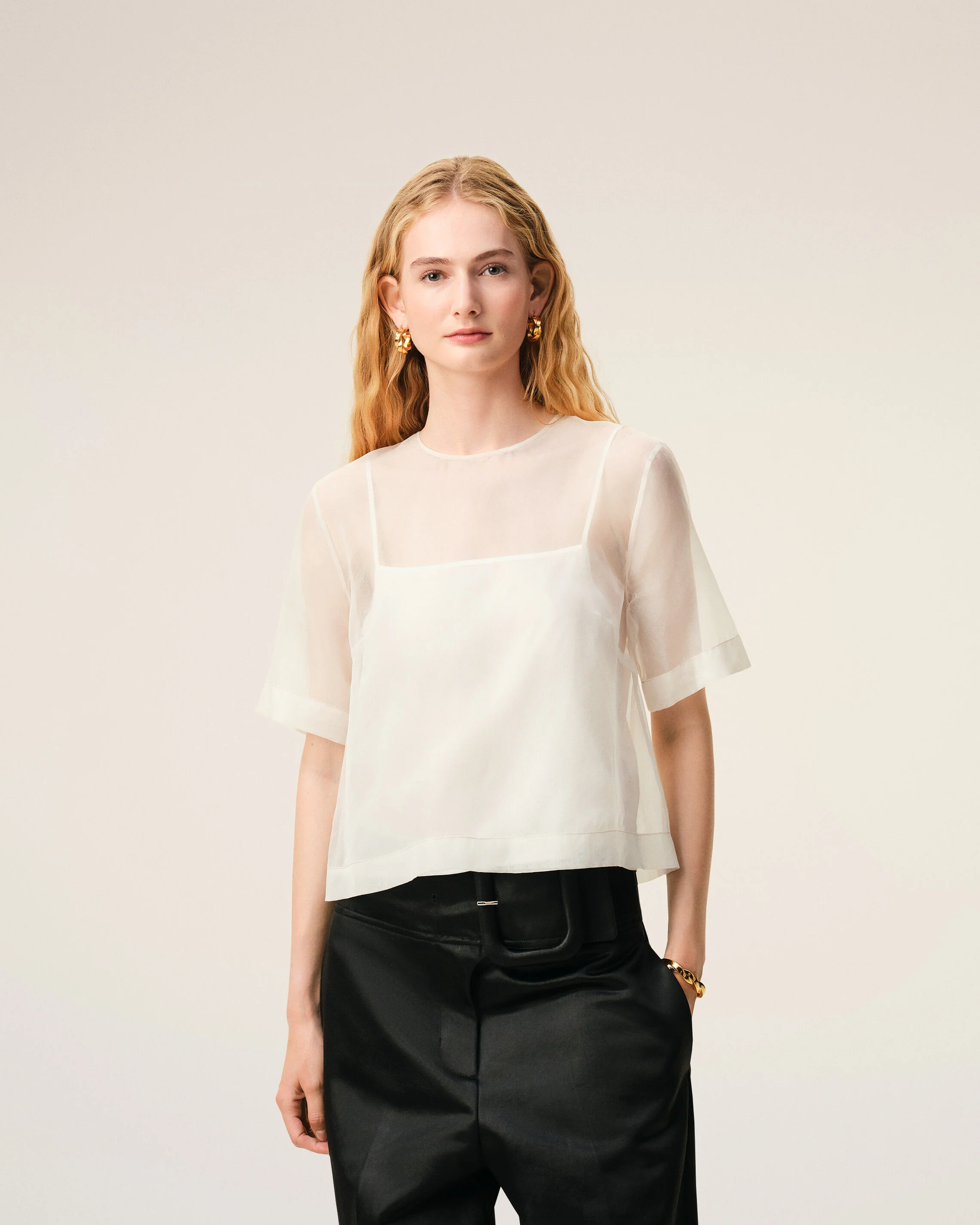 Haut Blanc Manches Courtes Avec Sous Top en Soie - Image 3