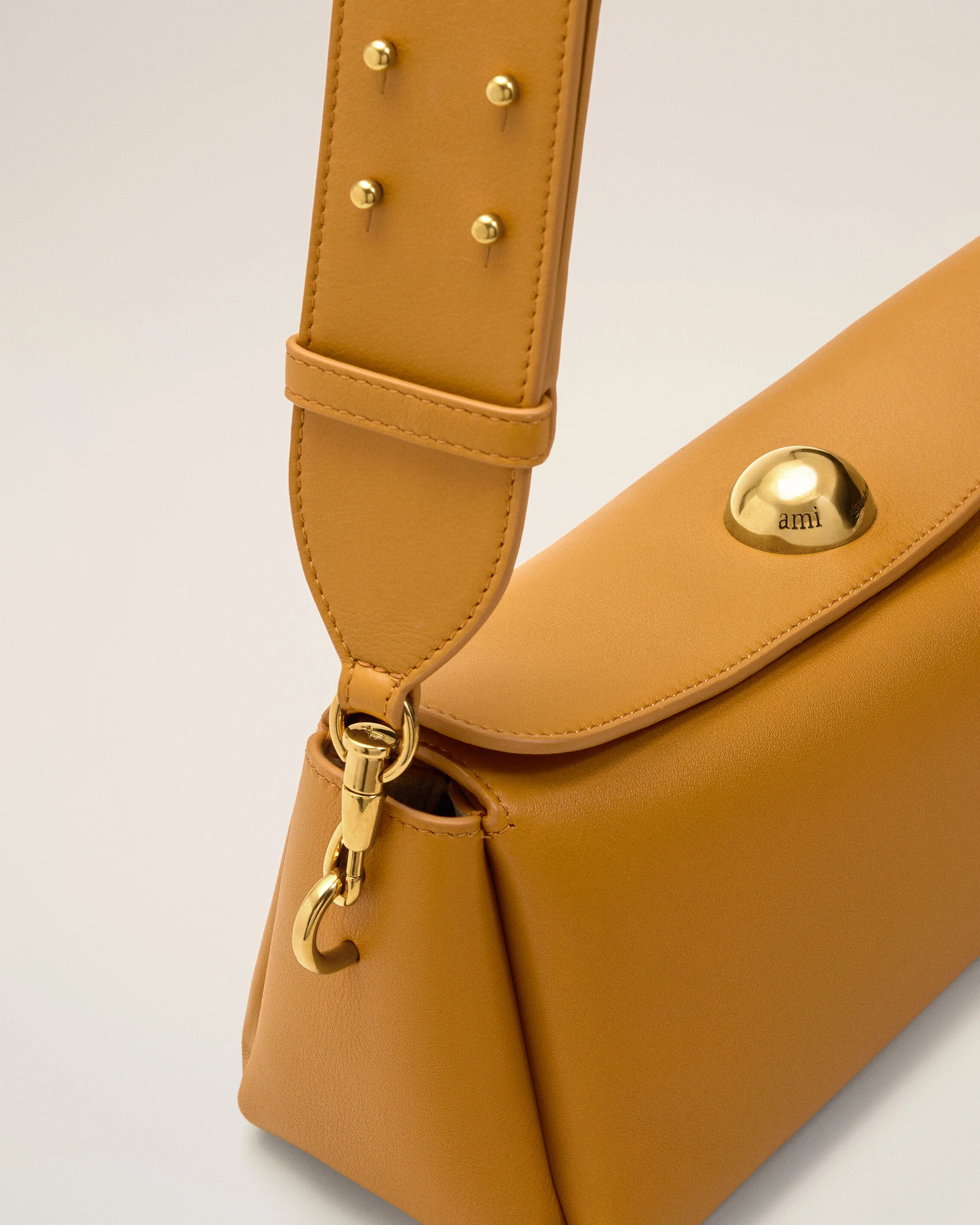Sac Carrousel Jaune en Cuir De Veau - Image 6